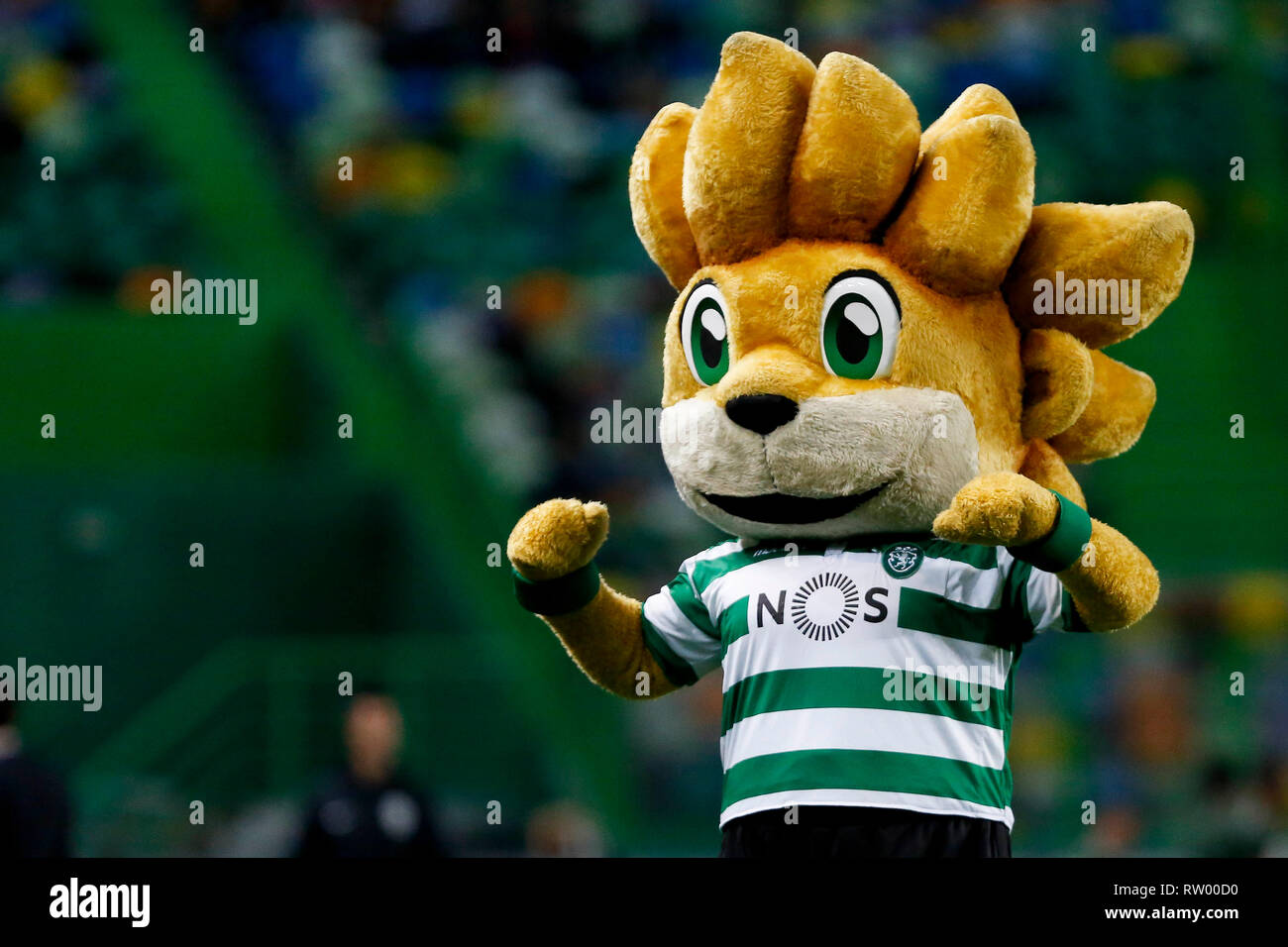 Lisboa, Portugal. 03 Mär, 2019. Sporting Maskottchen während des Spiels zwischen sportlichen und Portimonense im Estádio José Alvalade in Lissabon, Portugal, stattfinden. Das gleiche gilt für die 24. Runde der Portugiesischen Meisterschaft. Credit: Marco Galvão/FotoArena/Alamy leben Nachrichten Stockfoto