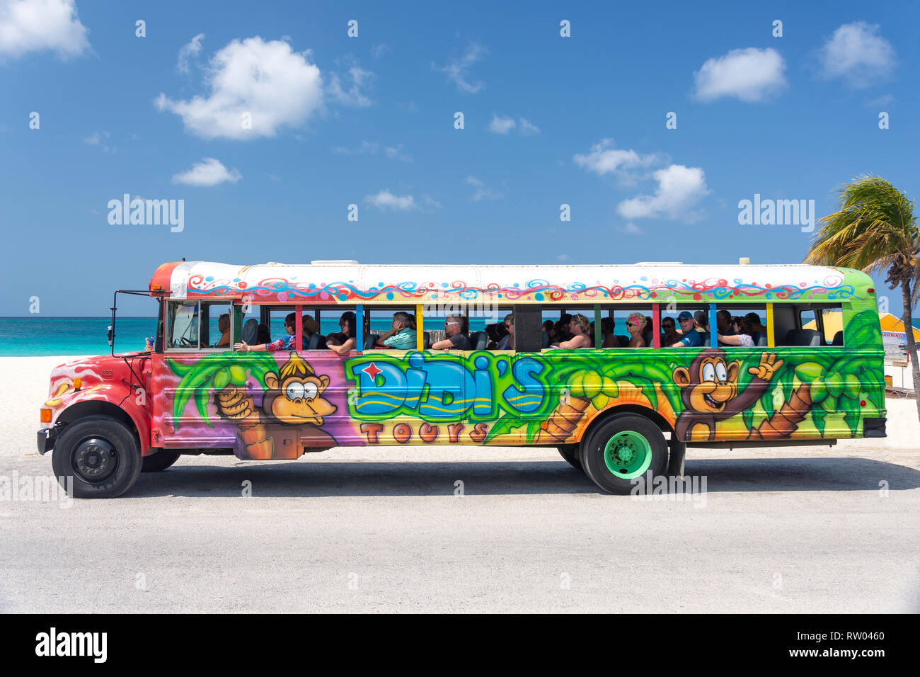 Open-air Didi Tour Bus, Eagle Beach, Oranjestad, Aruba, ABC-Inseln, Leeward Antillen, Karibik Stockfoto