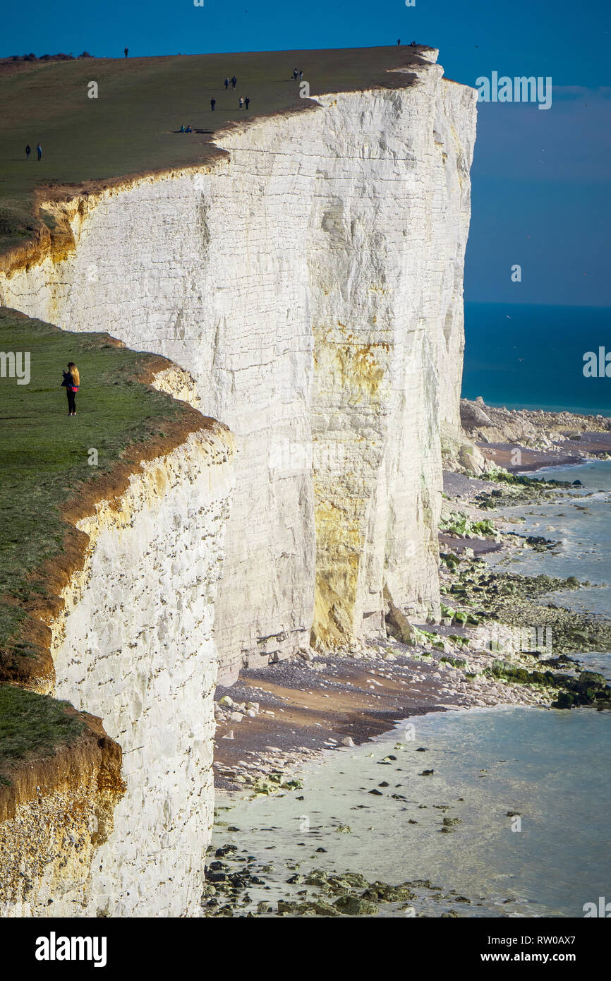Berühmten Sieben Schwestern weißen Klippen an der Küste von Sussex England Stockfoto