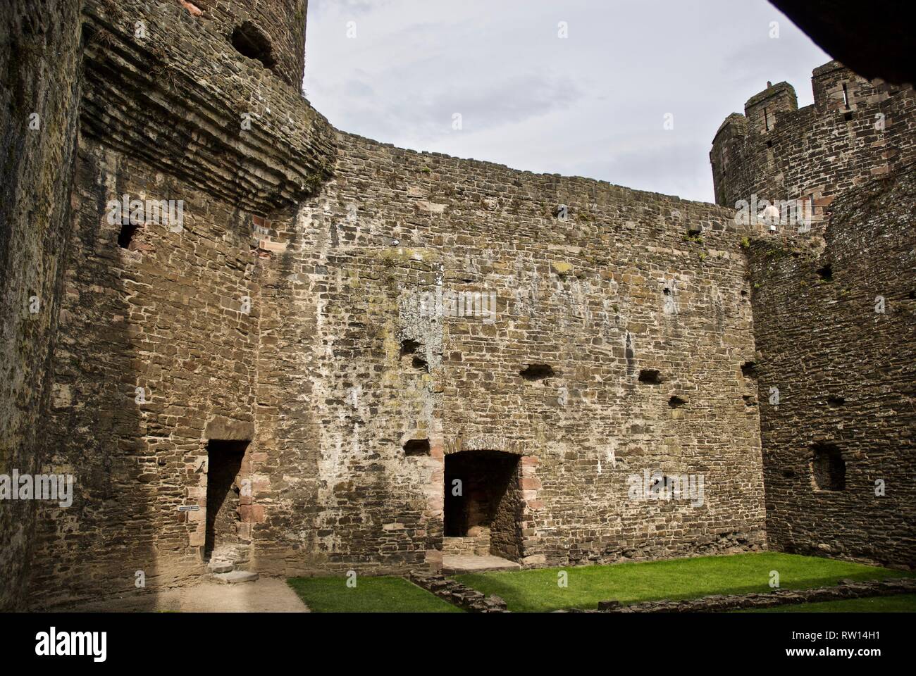 Innenansicht mit Zinnen, Conwy Castle, Conwy, North Wales, UK Stockfoto
