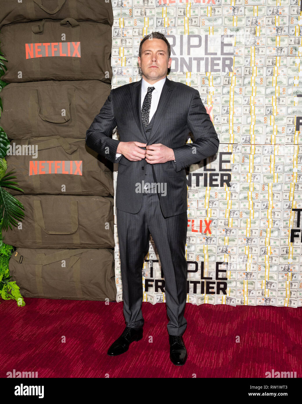 Ben Affleck bei der Premiere des Films Triple Frontier bei Jazz at Lincoln Center in New York City statt. Stockfoto