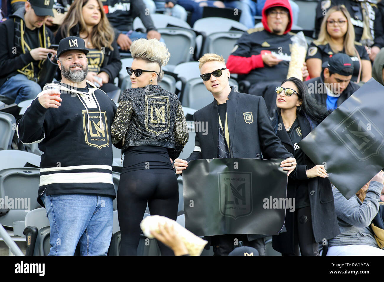 Los Angeles, CA, USA. 03 Mär, 2019. MLS 2019: Fans während der Los Angeles Football Club vs Sporting KC an Banc von Kalifornien in Los Angeles, Ca am 03 Maerz, 2019. Foto von Jevone Moore Quelle: CSM/Alamy leben Nachrichten Stockfoto