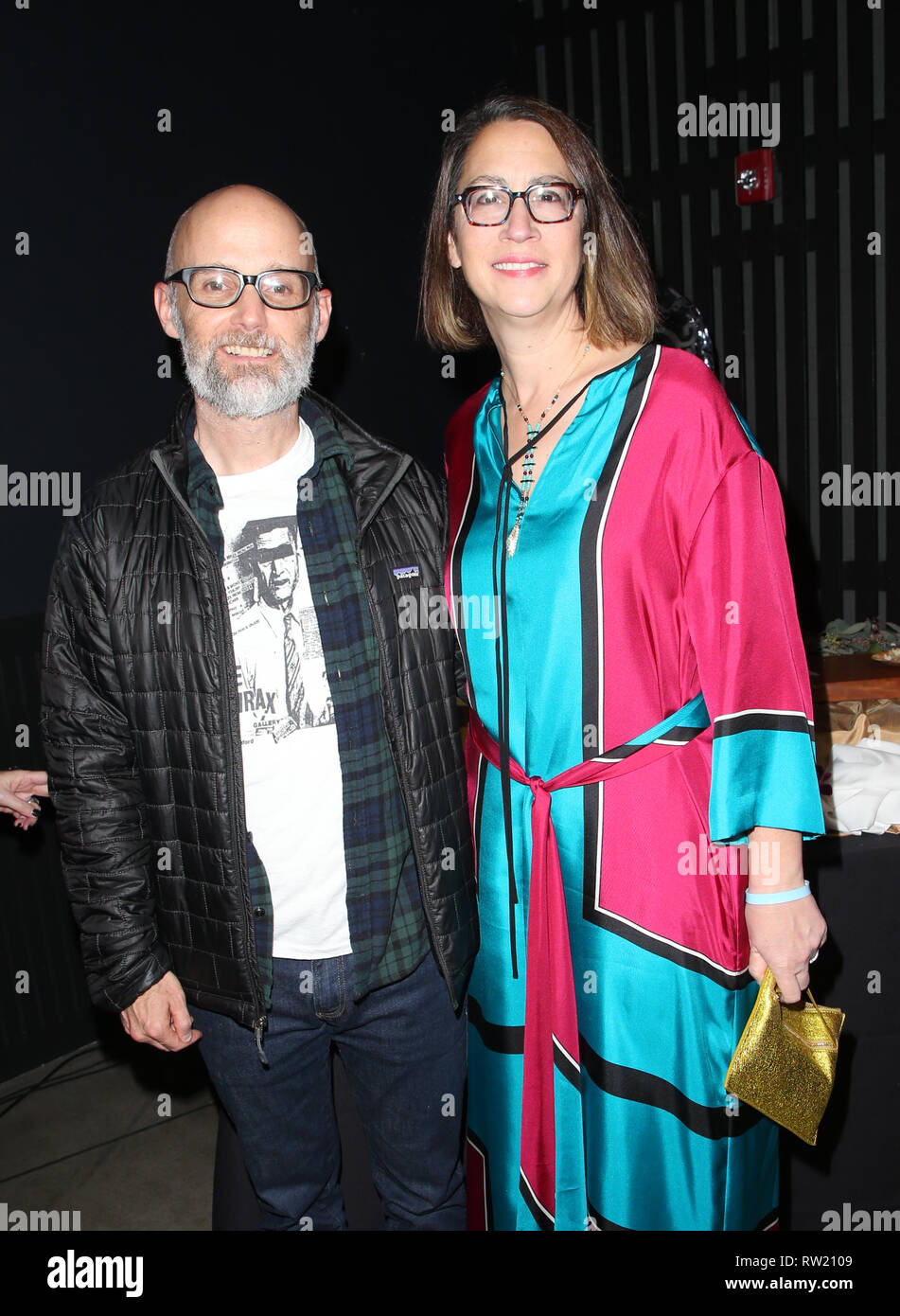 CULVER CITY, CA - 3. März: Moby, California State Assembly Mitglieder Laura Friedman, an der 2. jährlichen Fundraising Gala des Mitgefühls Projekt innen am Playa Studios in Culver City, Kalifornien am 3. März 2019. Credit: Faye Sadou/MediaPunch Stockfoto