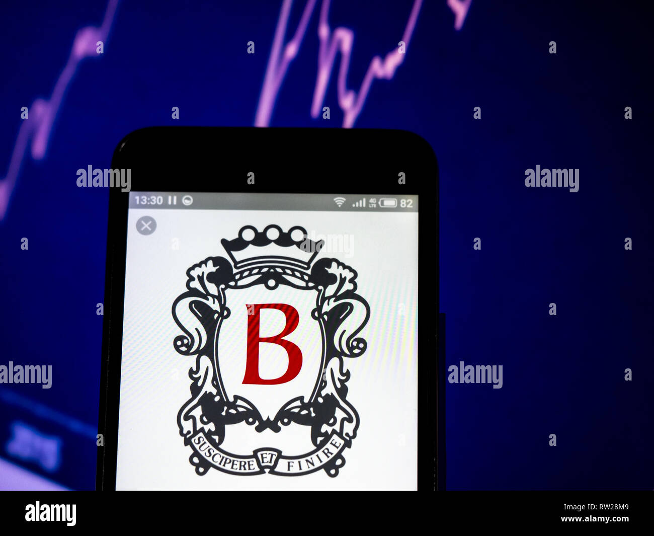 März 4, 2019 - Ukraine - die Berkeley Group Holdings logo gesehen auf einem Smartphone angezeigt. (Bild: © Igor Golovniov/SOPA Bilder über ZUMA Draht) Stockfoto