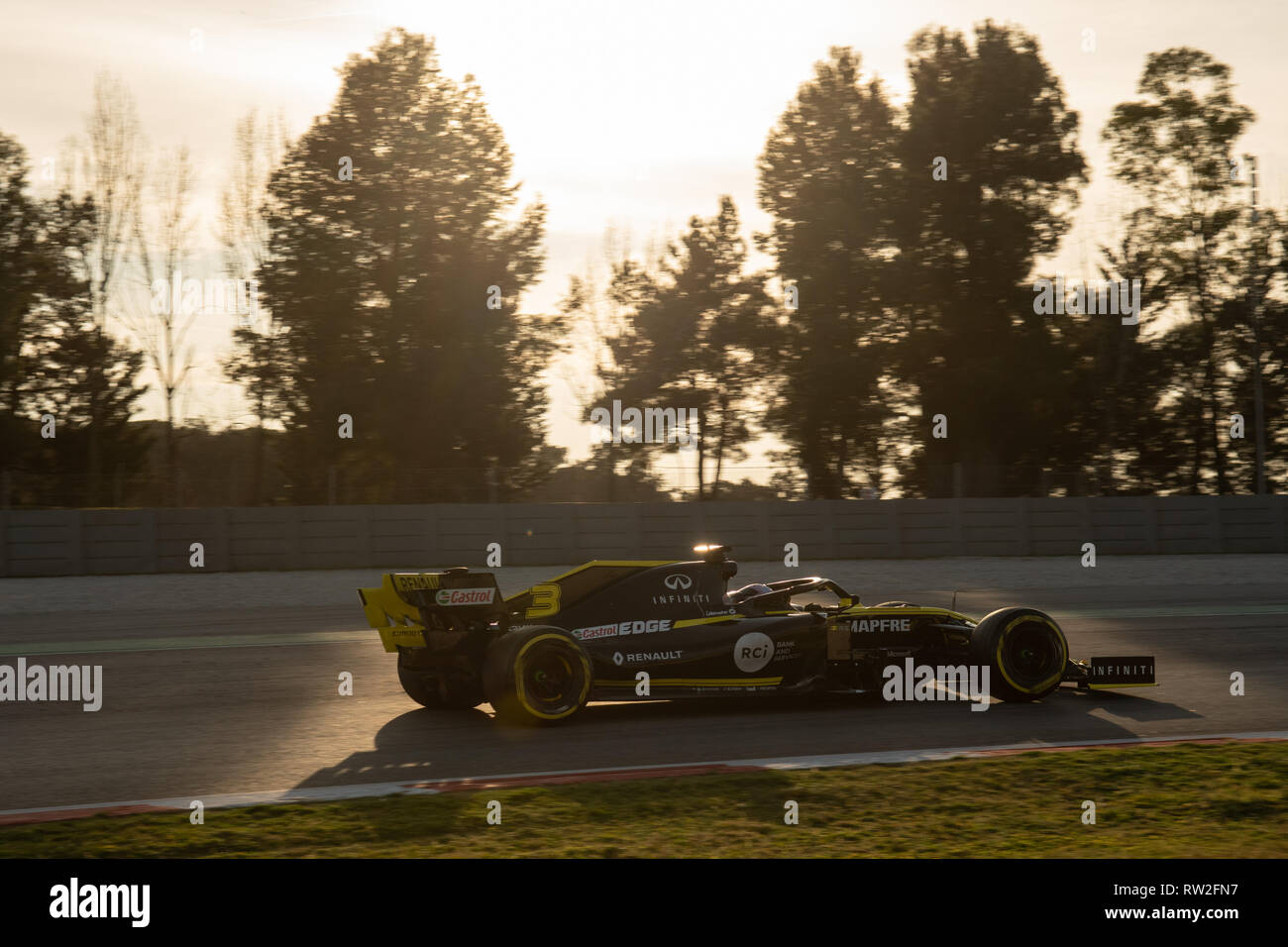 CIRCUIT DE CATALUNYA, MONTMELO, SPANIEN - 2019/02/26 - Daniel Ricciardo von Australien fahren die (3) Renault Sport Formel 1 Team RS 19 auf Spur während der Stockfoto
