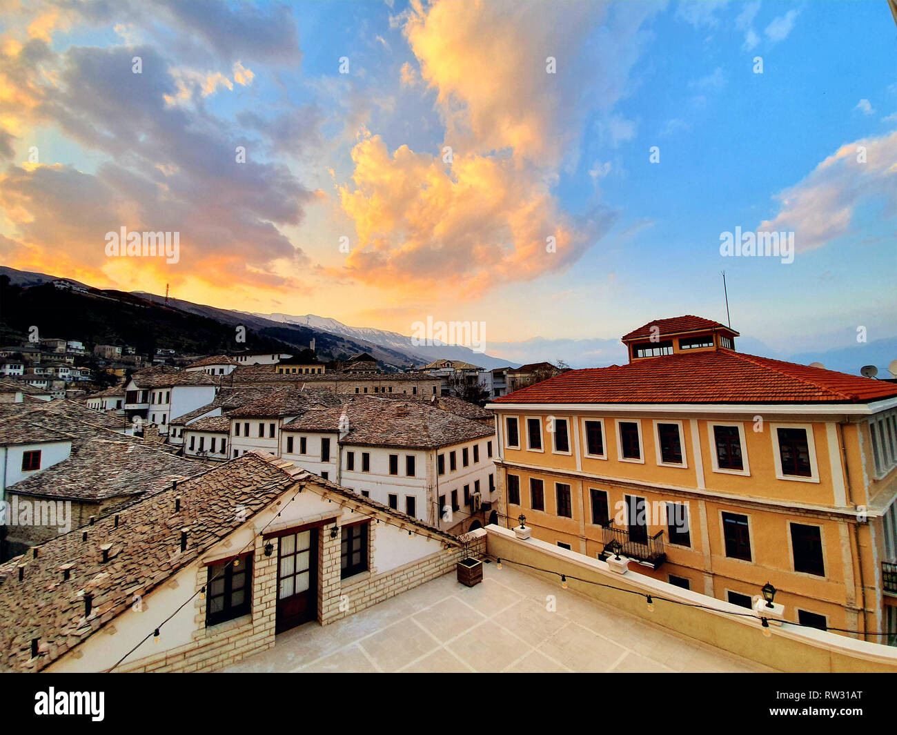 Blick auf die Altstadt von Gjirokastra, UNESCO, Albanien Stockfoto