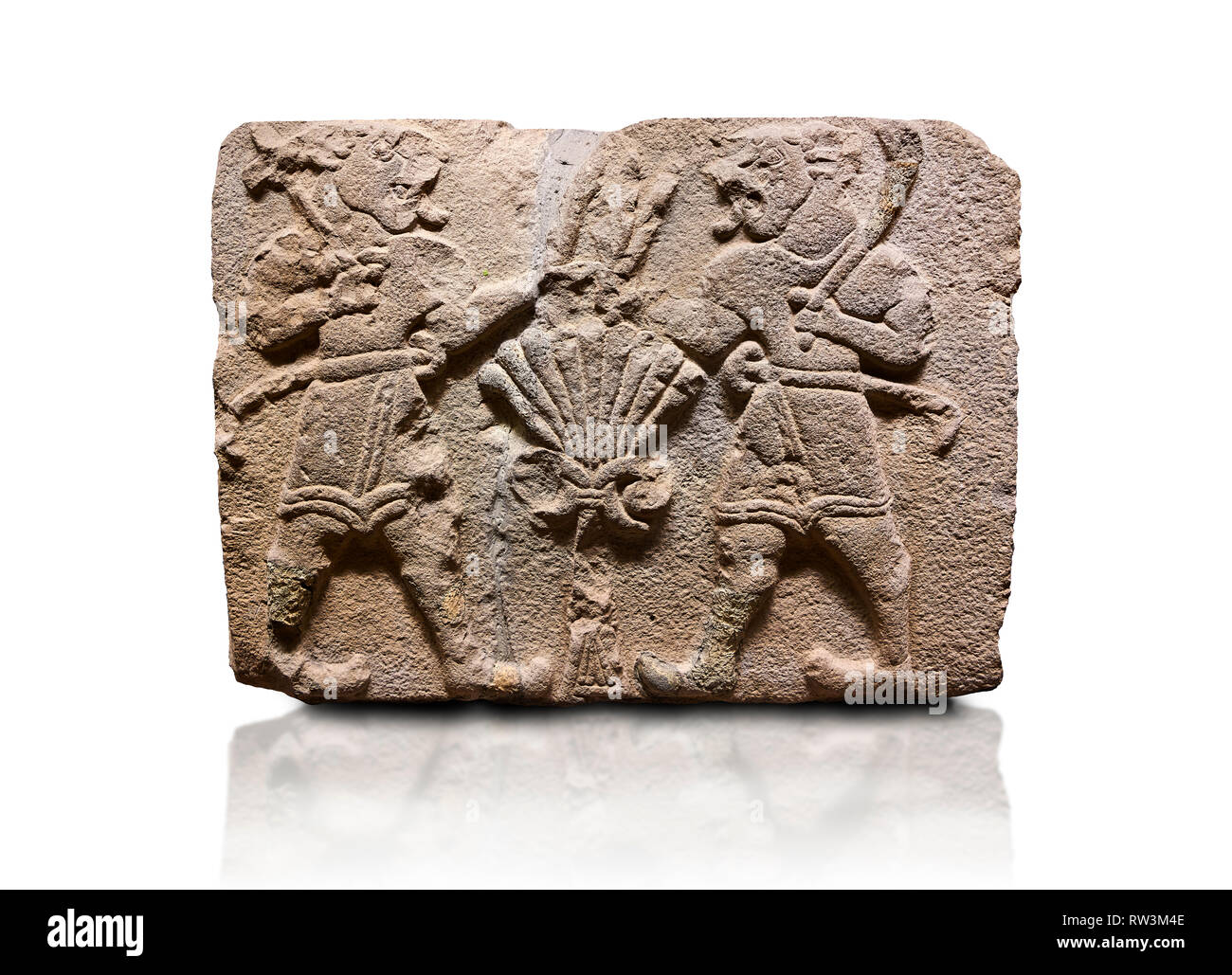 Aslantepe hethitischen Reliefs gemeißelt orthostat stone Panel von Lion Männer. Kalkstein, 1399-1301 BC. Museum für Anatolische Zivilisationen, Ankara, Türkei. Es Ein Stockfoto