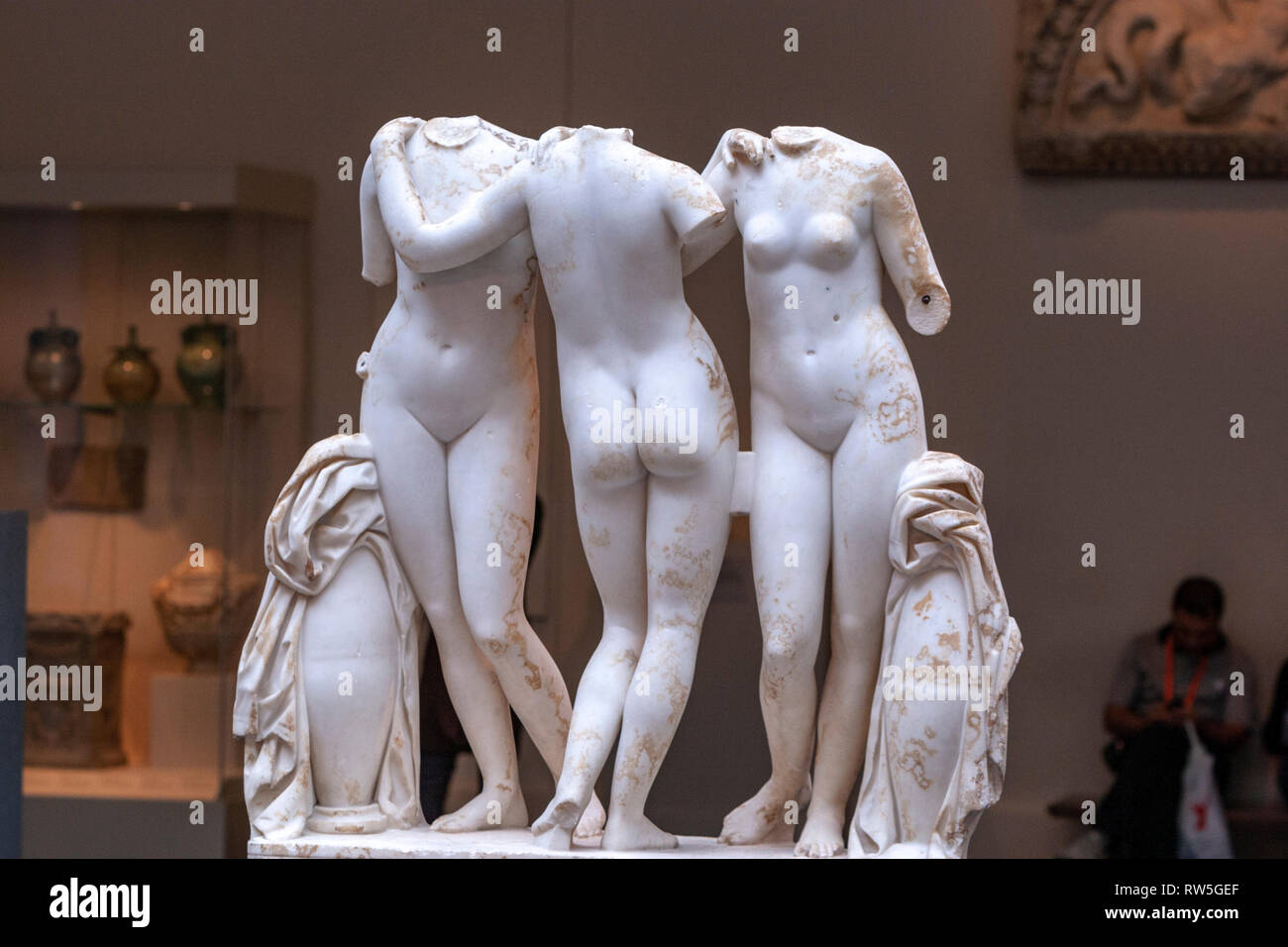 Marmorstatue Gruppe der Drei Grazien, römische, das Metropolitan Museum der Kunst, Manhattan, New York USA Stockfoto