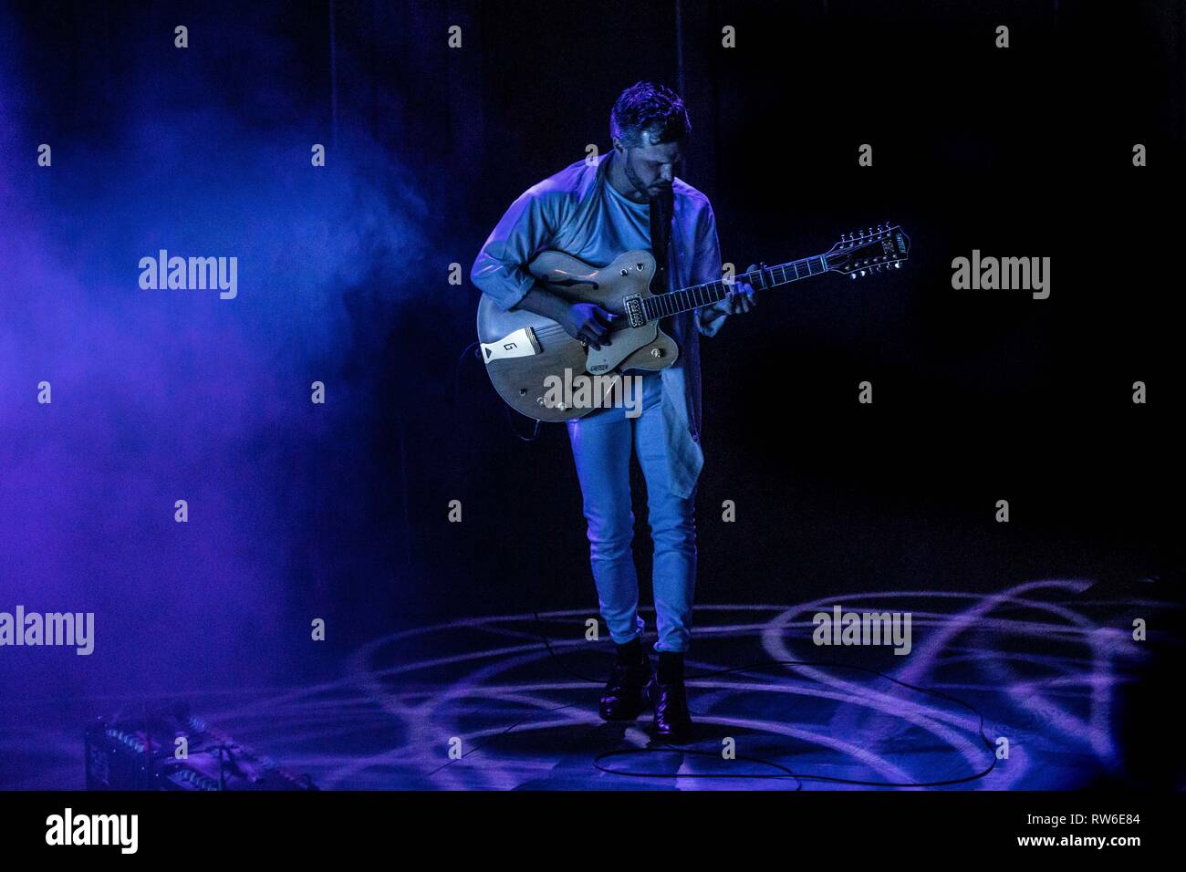 Mailand Italien vom 3. März 2019 Der höchste Mann auf der Erde leben am Teatro Dal Verme © Roberto Finizio / alamy Stockfoto