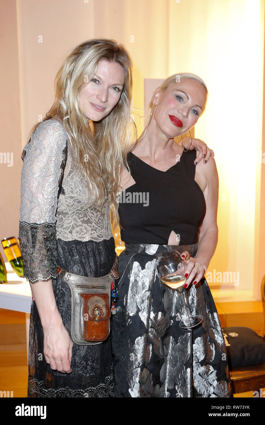 23. Februar 2019, Deutschland (Deutsch), Berlin: Mia Florentine Weiss, Nadja Michael im Business Woman Award für weibliche Unternehmer im Vorfeld der Internationale Tag der Frau in der Französischen Botschaft. Foto: Georg Wenzel/dpa-Zentralbild/ZB Stockfoto