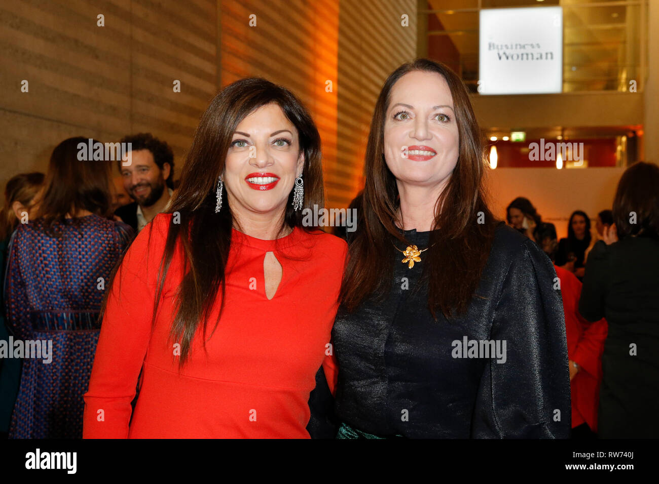 23. Februar 2019, Deutschland (Deutsch), Berlin: Alice Brauner, Natalia Wörner im Business Woman Award für weibliche Unternehmer im Vorfeld der Internationale Tag der Frau in der Französischen Botschaft. Foto: Georg Wenzel/dpa-Zentralbild/ZB Stockfoto