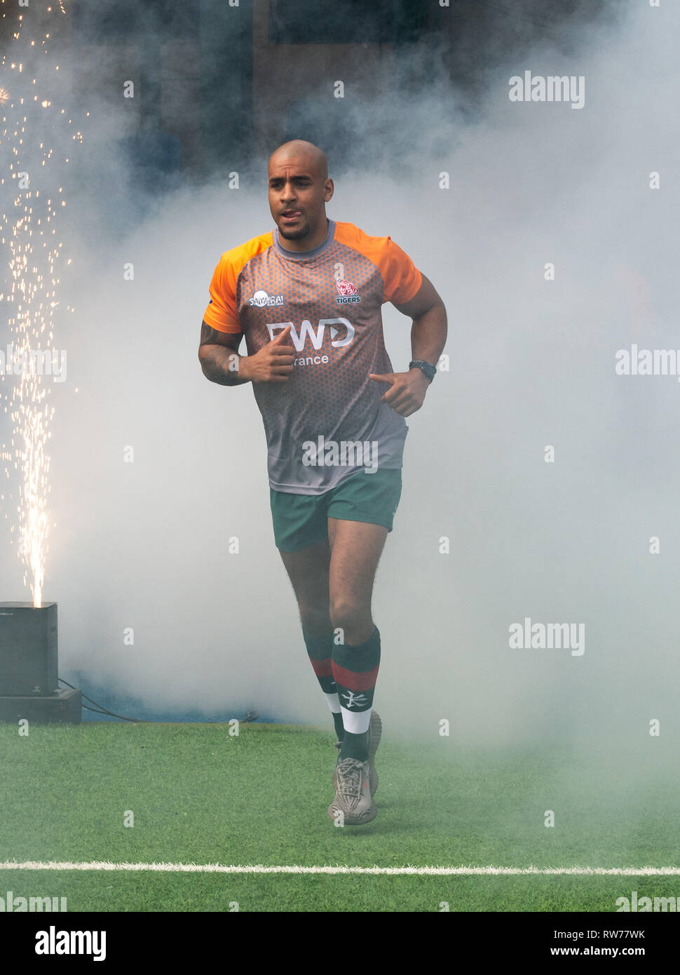 HONG KONG, Hong Kong SAR, China. 5. MÄRZ 2019. Tom Varndell läuft auf dem Feld. Start der South China Tiger professionelle Rugby Team in der Globalen schnelle Rugby Turnier zu spielen. Tom Varndell verbindet die FWD South China Tiger, eine neue professionelle Mannschaft, die in der globalen Schnelle Rugby. English Premiership Rugby all-time Top Scorer, Varndell freut sich auf die neuen professionellen Schnelle Rugby Turnier mit bevorstehenden asiatischen und australischen Showcase entspricht. Varndell hat England in der 15. Eine 7 in der Rugby gespielt fro Leicester Tigers vertreten, die Wespen und Bristol. Schnelle Rugby war Conc Stockfoto