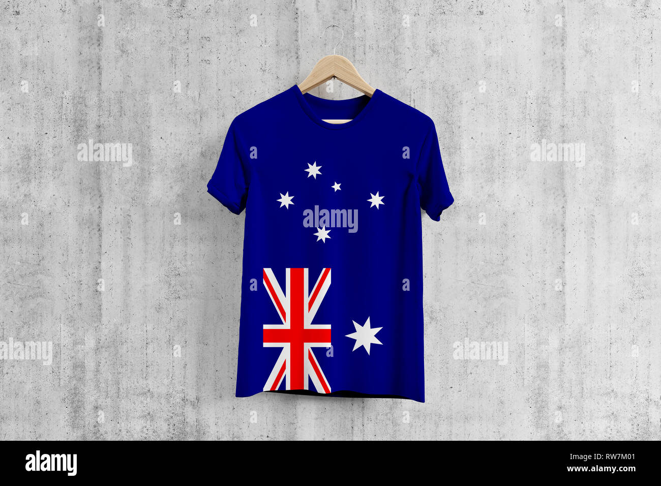 Australien Flagge T-Shirt auf Kleiderbügel, Australische Mannschaft einheitliche Design Idee für die Bekleidungsindustrie. Nationale Abnutzung. 3D-Rendering. Stockfoto