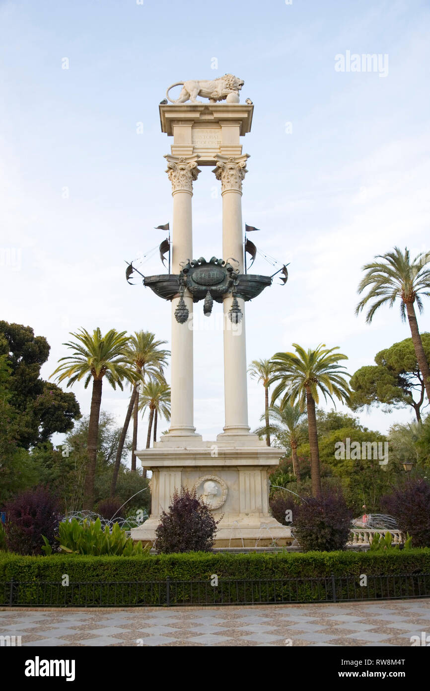 Die Columbus Monument in Jardines de Murillo in Sevilla in Spanien Stockfoto