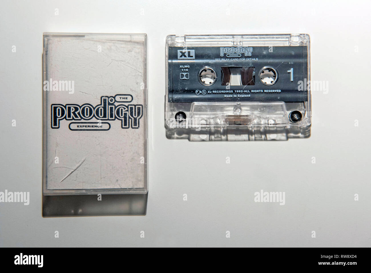 Original Kassette album Erfahrung (1992) von The Prodigy. Es war die Bands Debut Album. Stockfoto