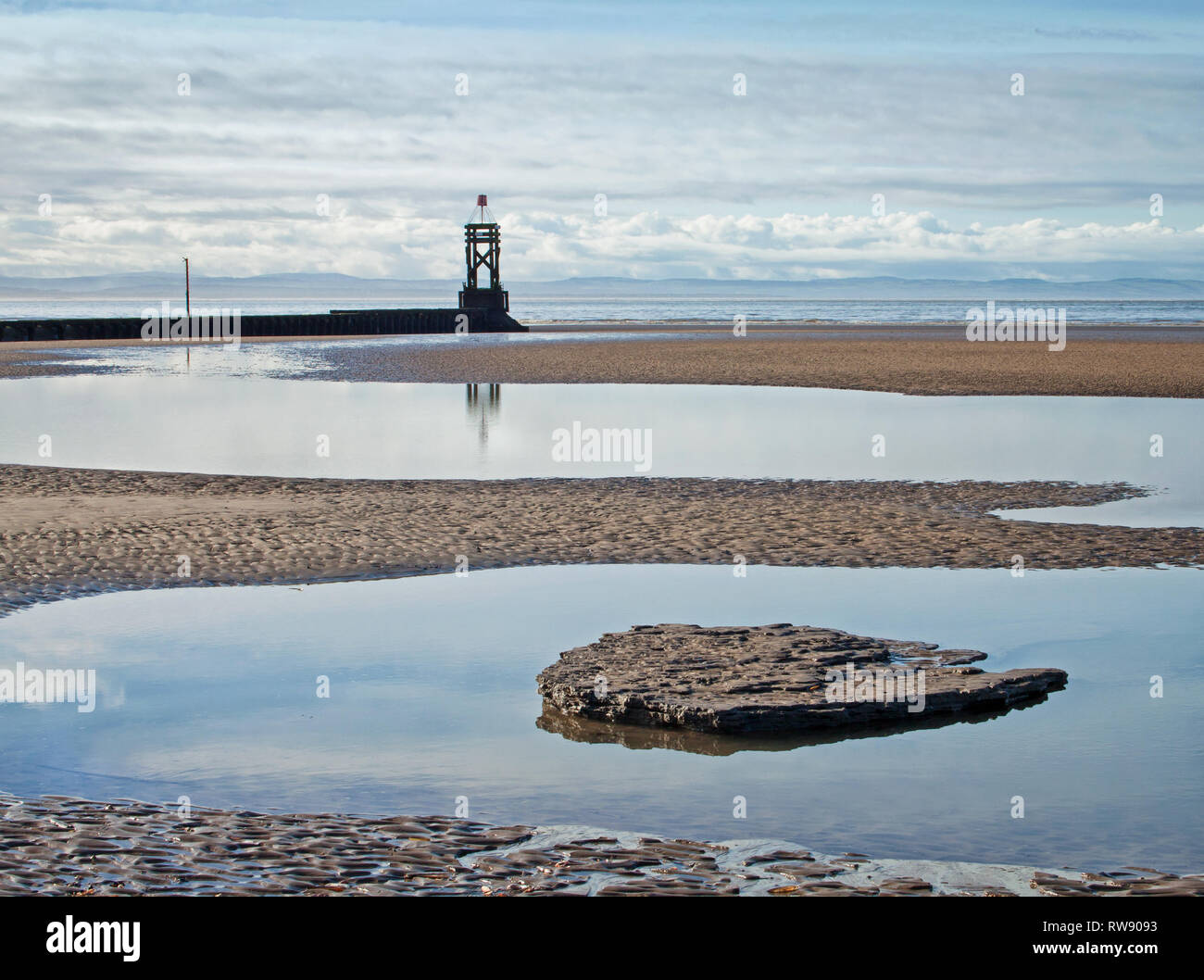 Die Verwüstung von Crosby Strand, mit der Ebbe Stockfoto