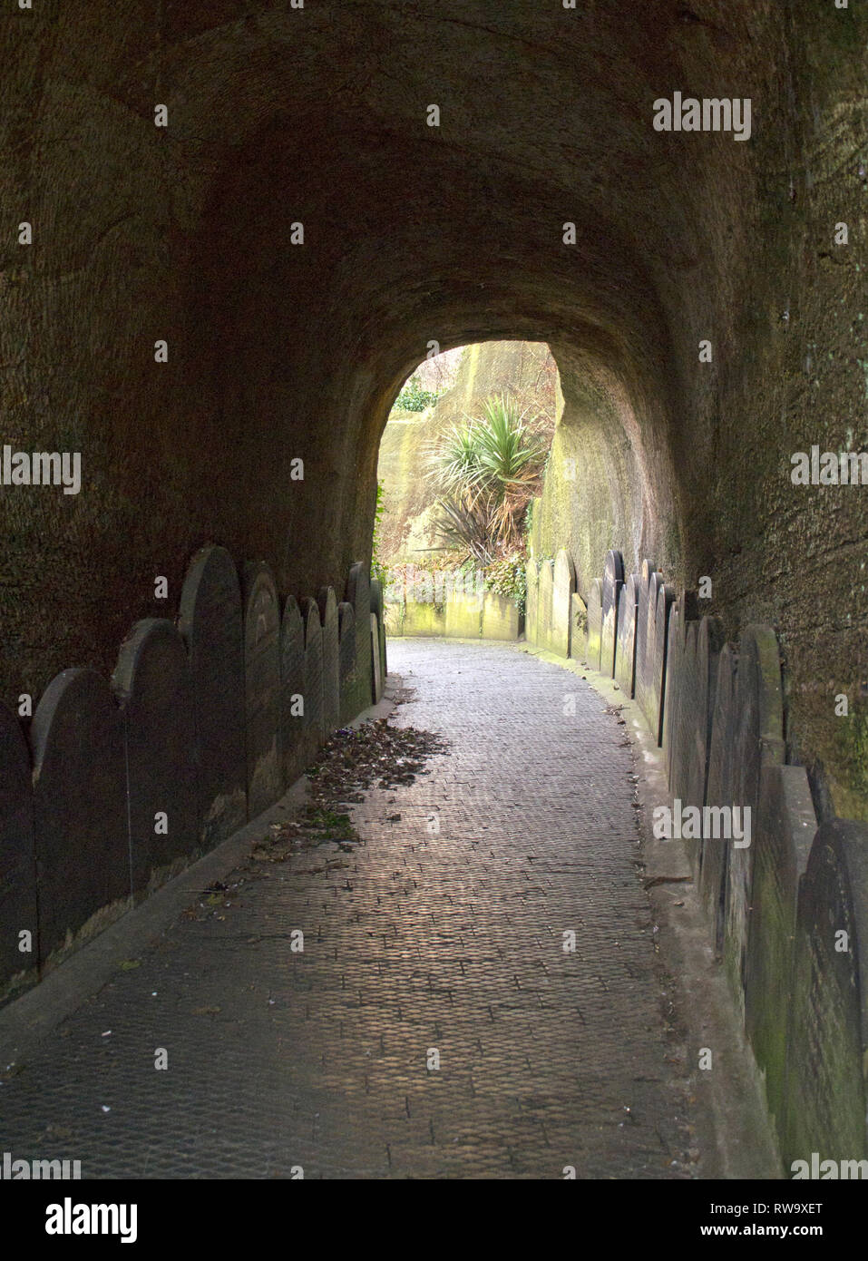 Der tunnel Anschluss von St James' Friedhof der Kathedrale, Liverpool Stockfoto
