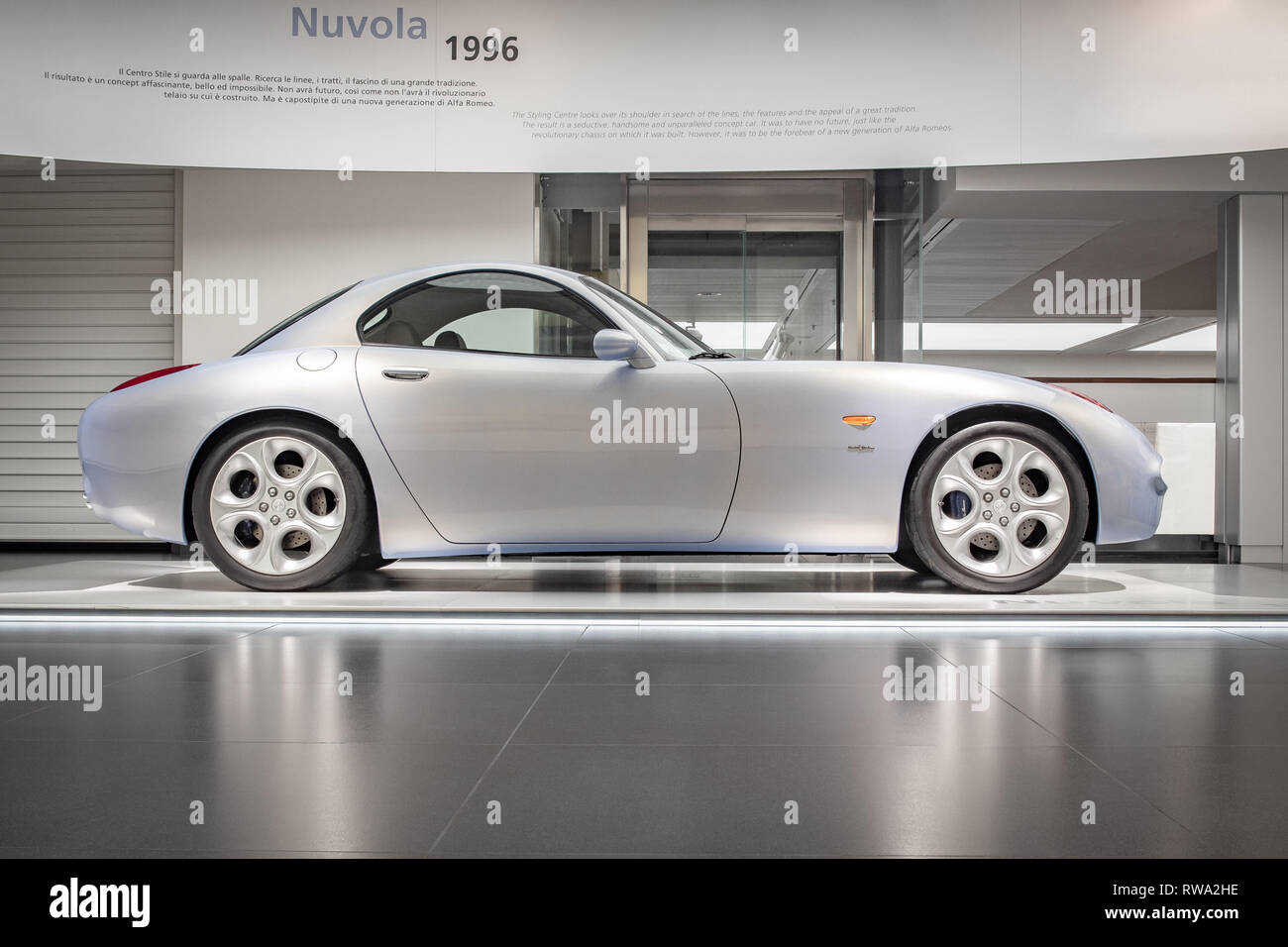 ARESE, ITALIEN - Februar 13, 2019: 1996 Alfa Romeo Nuvola in das Alfa Romeo Museum (Museo Storico Alfa Romeo) Stockfoto