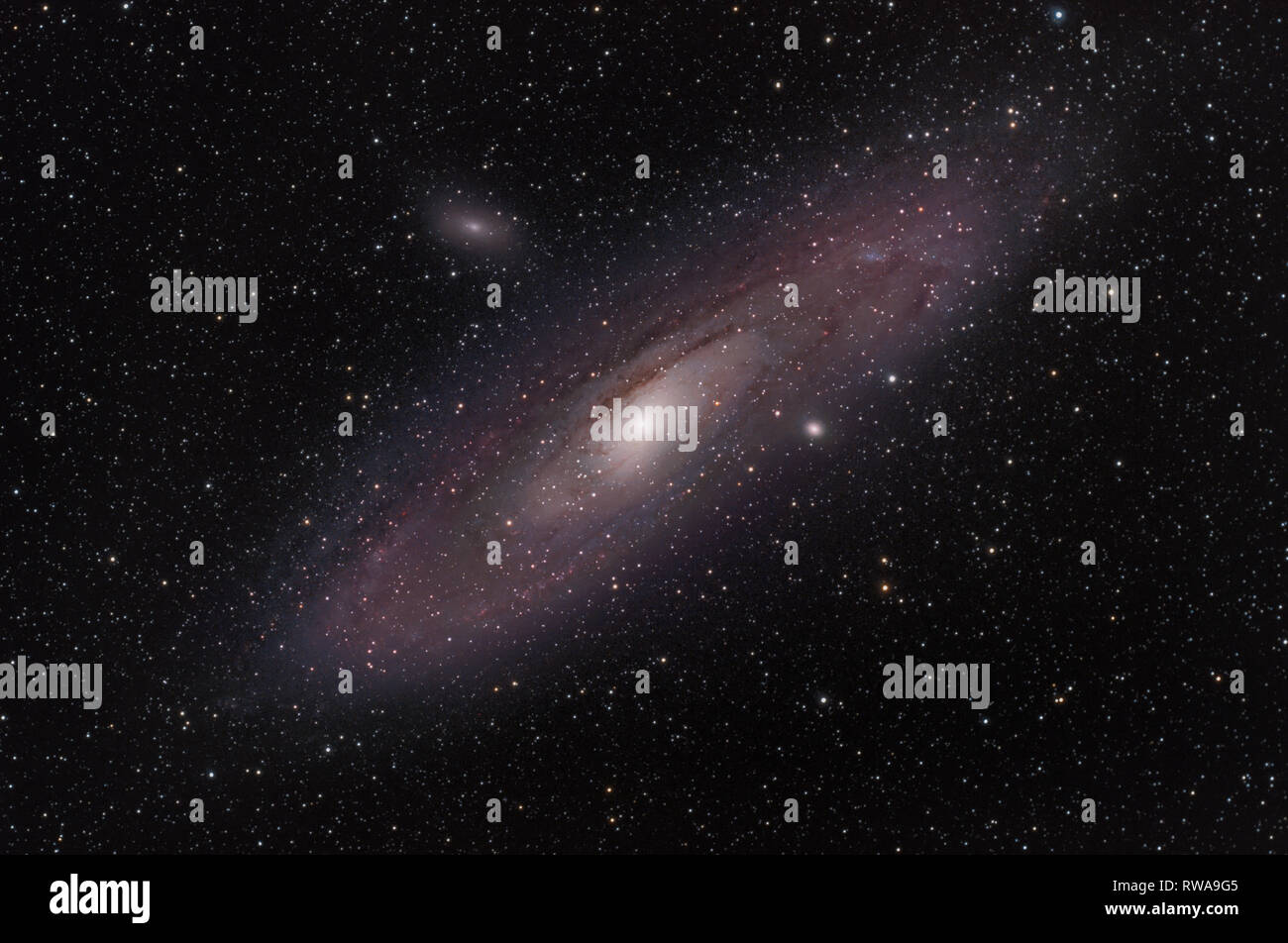 Messier 31 Andromeda Galaxie im Sternbild Andromeda mit dedizierten Astrofotografie Kamera am Teleskop Stockfoto