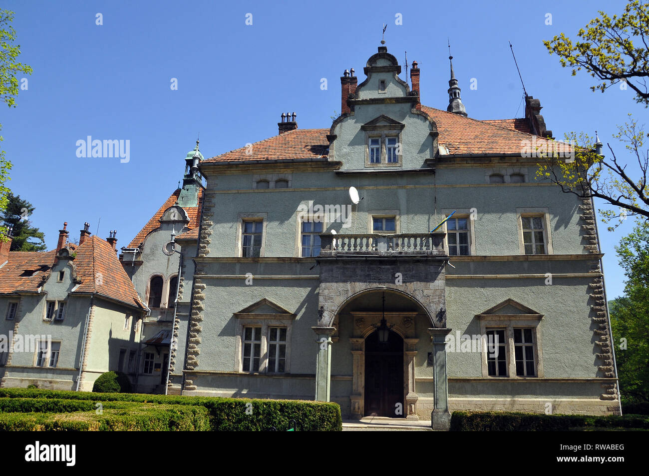 Jagdschloss des Grafen Schönborn in Carpaty. Im Jahr 1890 erbaut. In der Vergangenheit - Beregvar Dorf, Zakarpattja Region, in der Ukraine. Stockfoto