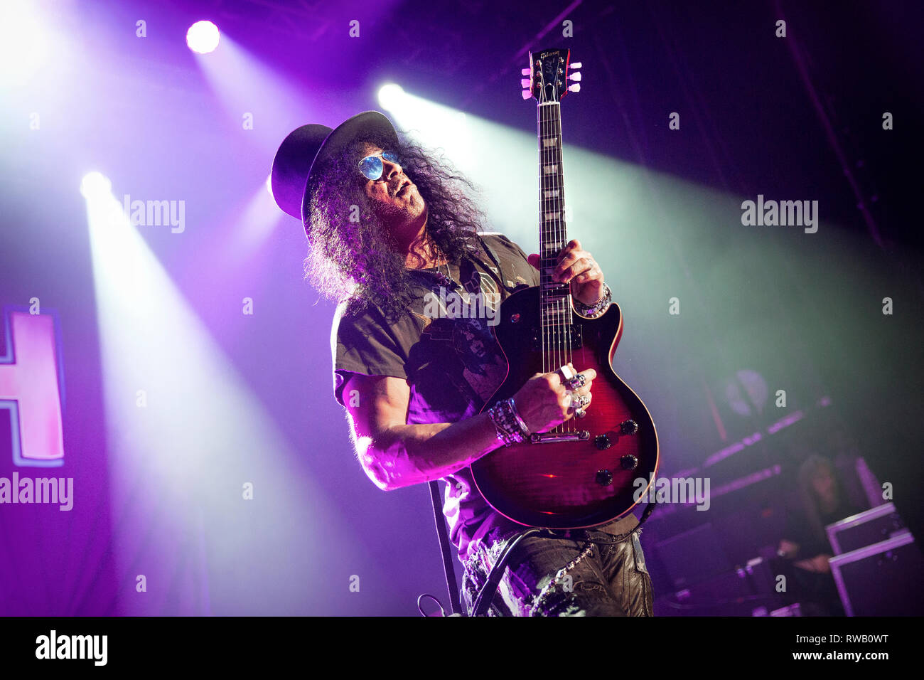 Norwegen, Oslo - Februar 27., 2019. Die Amerikanischen Musiker und Gitarrist Slash führt ein Live Konzert mit Myles Kennedy & die Verschwörer auf Sentrum Scene in Oslo. (Foto: Gonzales Foto - Terje Dokken). Stockfoto