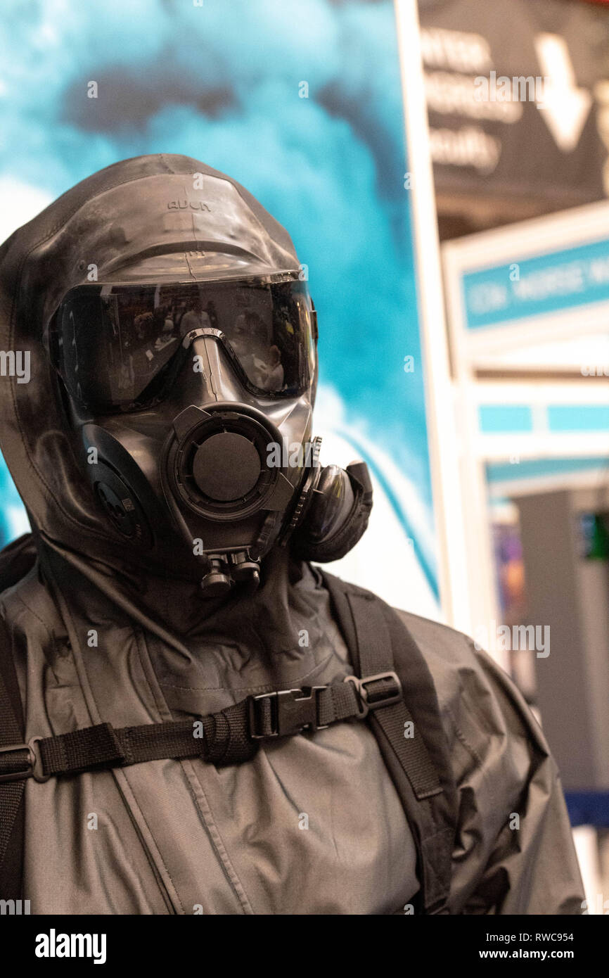 London, 6. März 2019 Sicherheit und Counter Terror Expo 2019 in Olympia London, Atemschutz für chemischen, atomaren und biologischen Angriff Schutz Quelle: Ian Davidson/Alamy leben Nachrichten Stockfoto