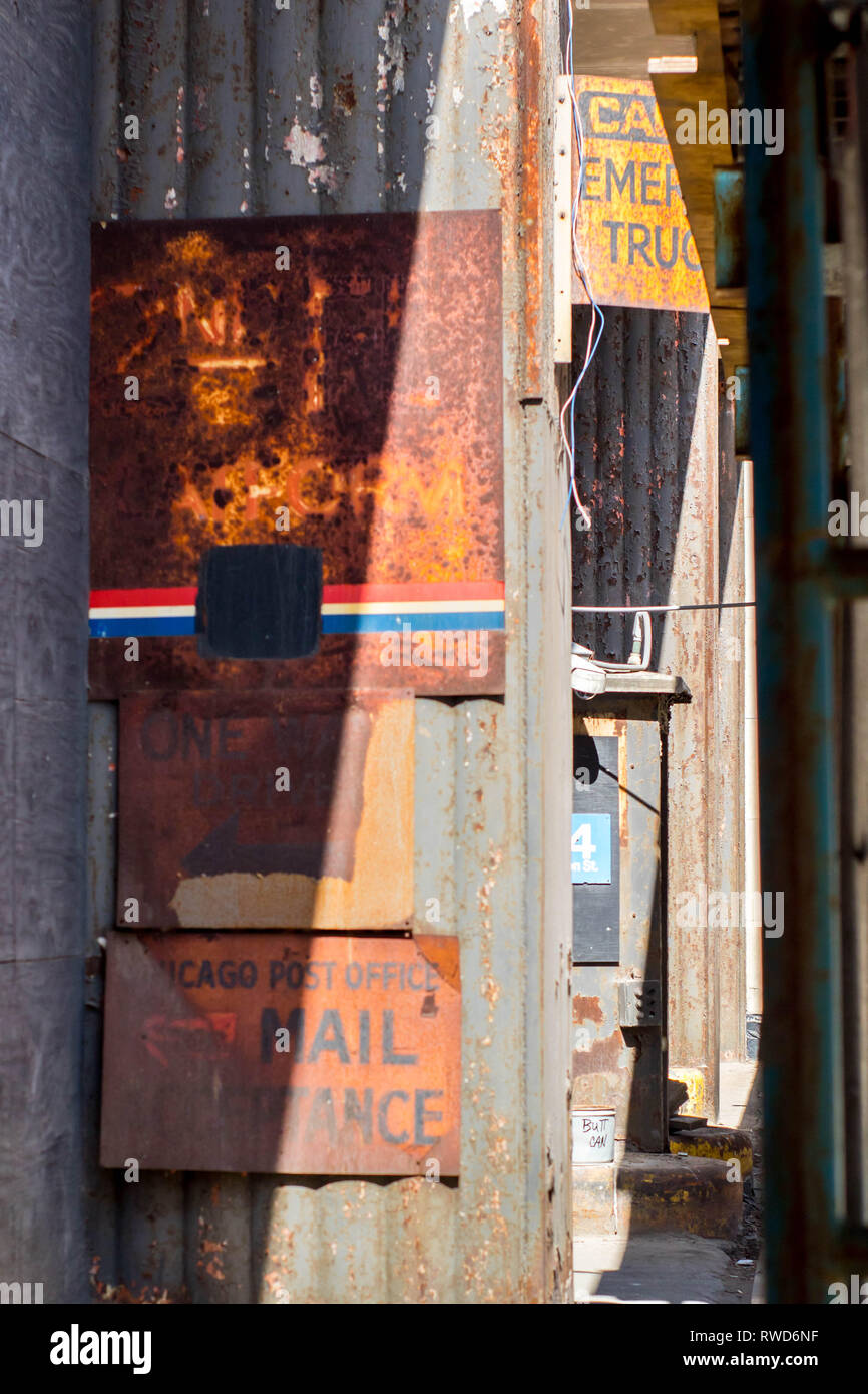 Rusty mail Zeichen Stockfoto