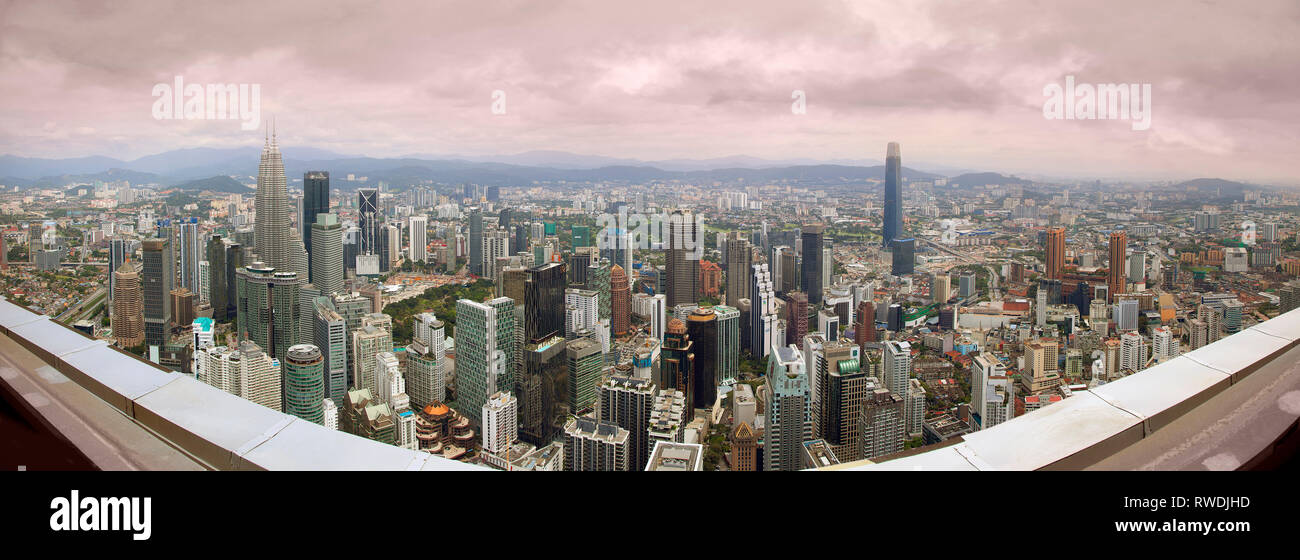 Panorama Ansicht von Kuala Lumpur, Malaysia, gesehen vom KL Tower Stockfoto