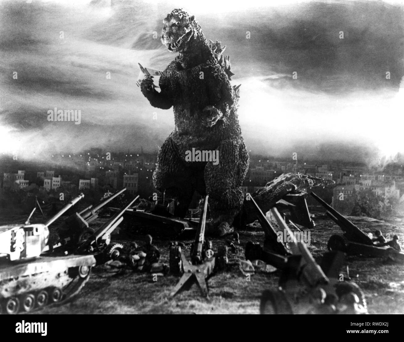 Armee ANGRIFFEN MONSTER, Godzilla, 1954 Stockfoto