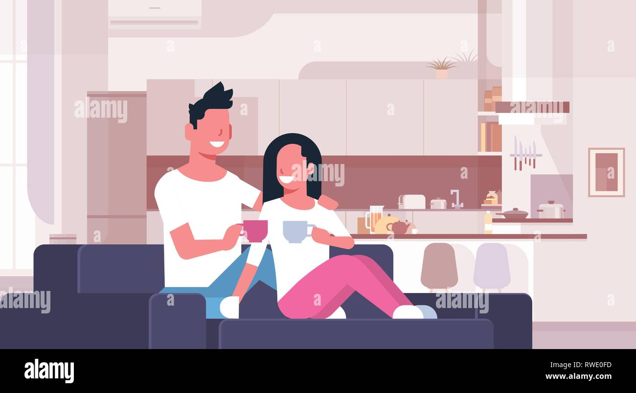 Paar trinken Tee, Kaffee, Mann Frau sitzt auf der Couch glücklich Liebhaber Kommunikation moderne Küche Innenraum männlich weiblich Zeichentrickfiguren in voller Länge Stock Vektor