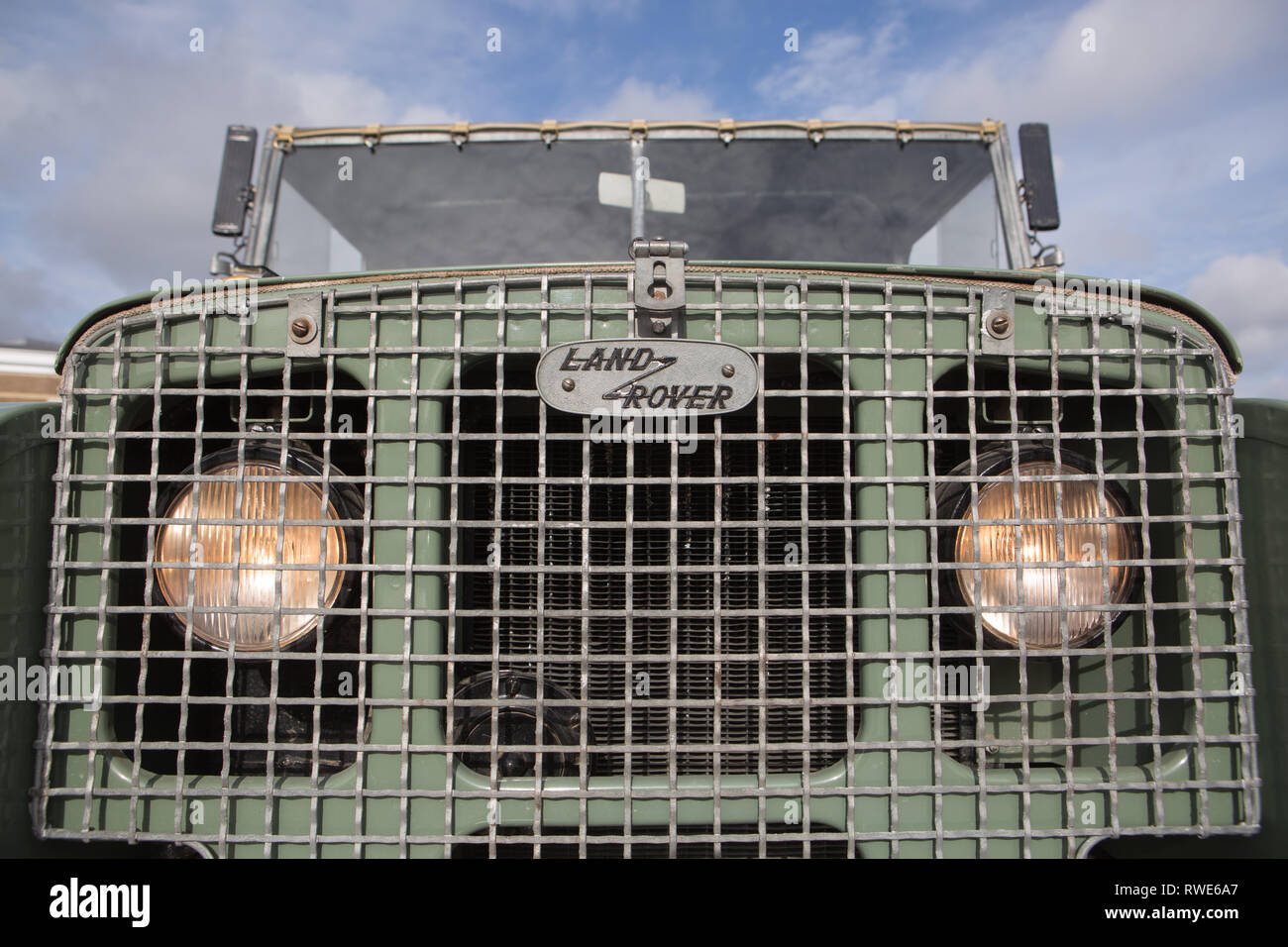 Serie 1 Landrover Grill und Logo Gaydon Motor Museum GROSSBRITANNIEN Stockfoto