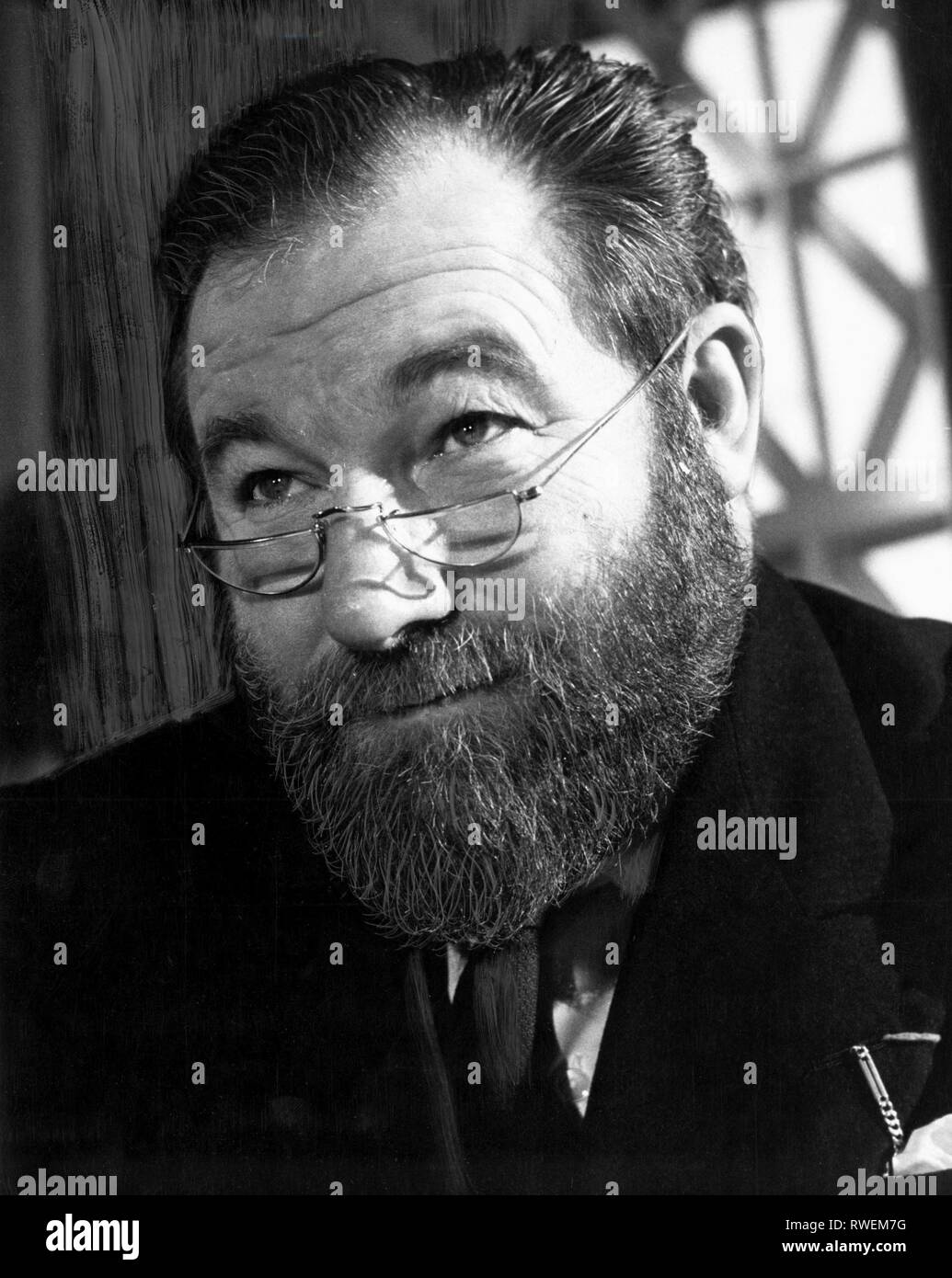 JAMES ROBERTSON JUSTICE, SEHR WICHTIGE PERSON, 1961 Stockfoto