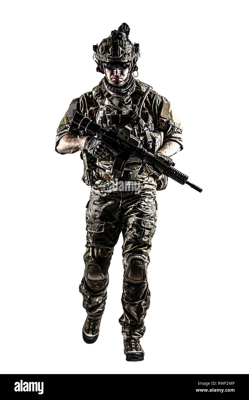 U.S. Army Ranger zu Fuß in Richtung Kamera, dunklen Kontrast. Stockfoto