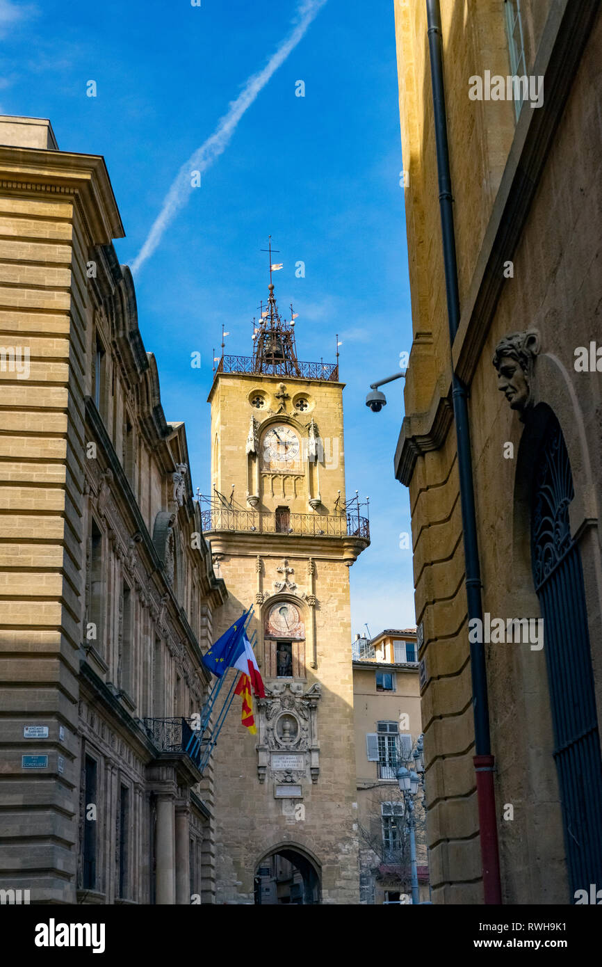 Bouches-du-Rhone (13). Aix-en-Provence. Fassade des Rathauses und seines Glockenturms, Uhrenturm Stockfoto