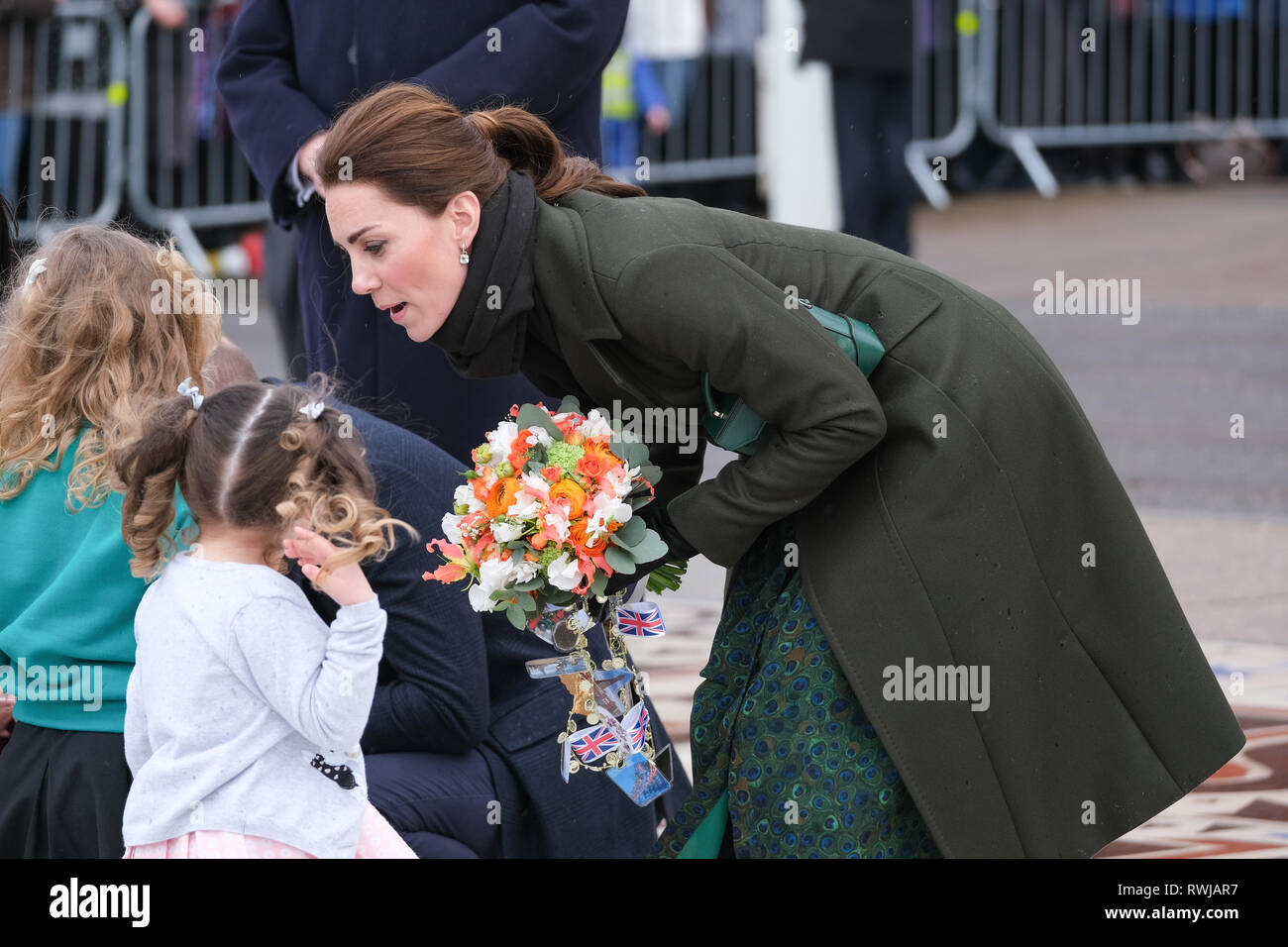Manu atelier tasche Fotos und Bildmaterial in hoher Auflosung Alamy
