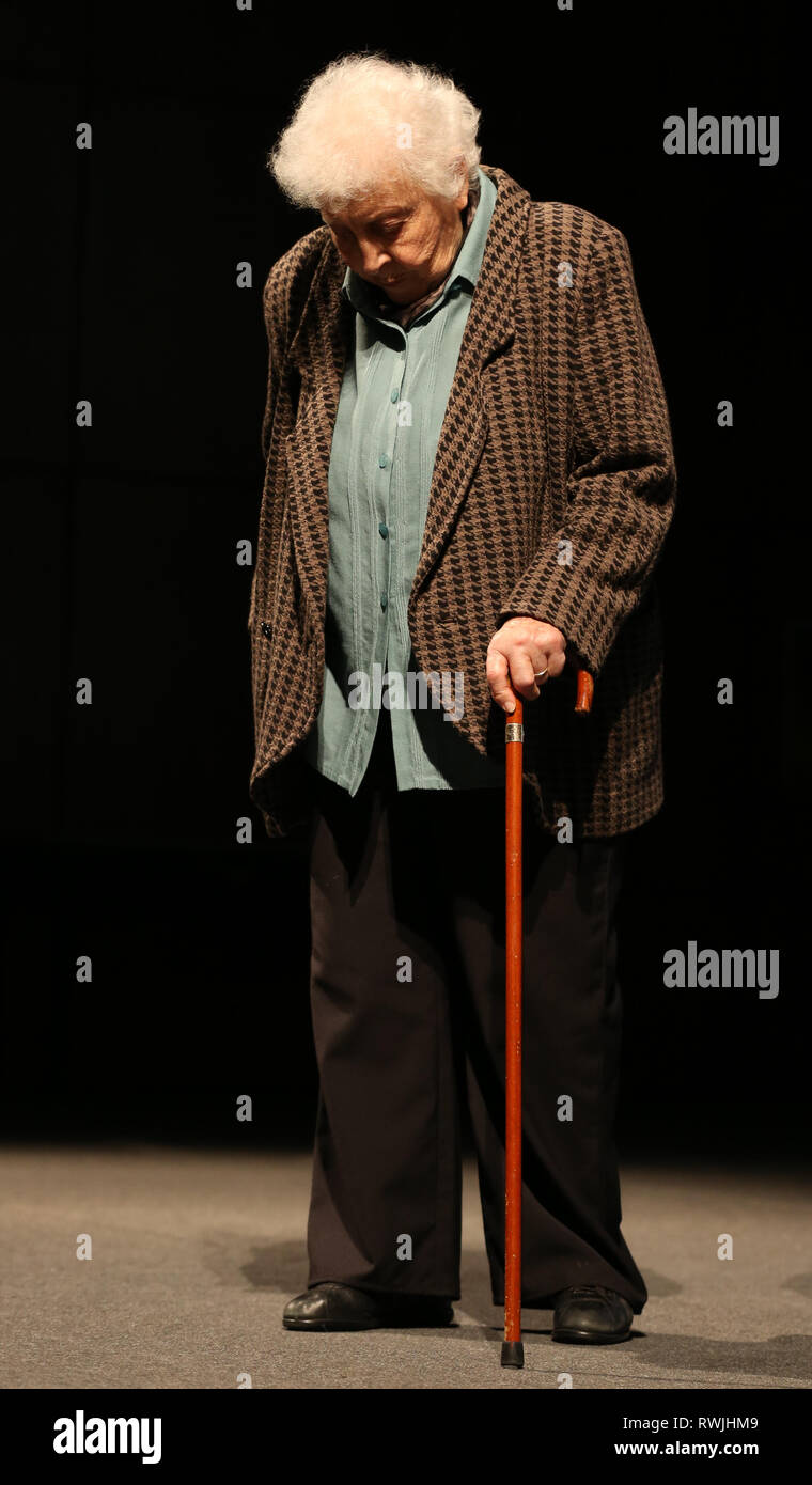 Anna maria negrini Fotos und Bildmaterial in hoher Auflösung Alamy