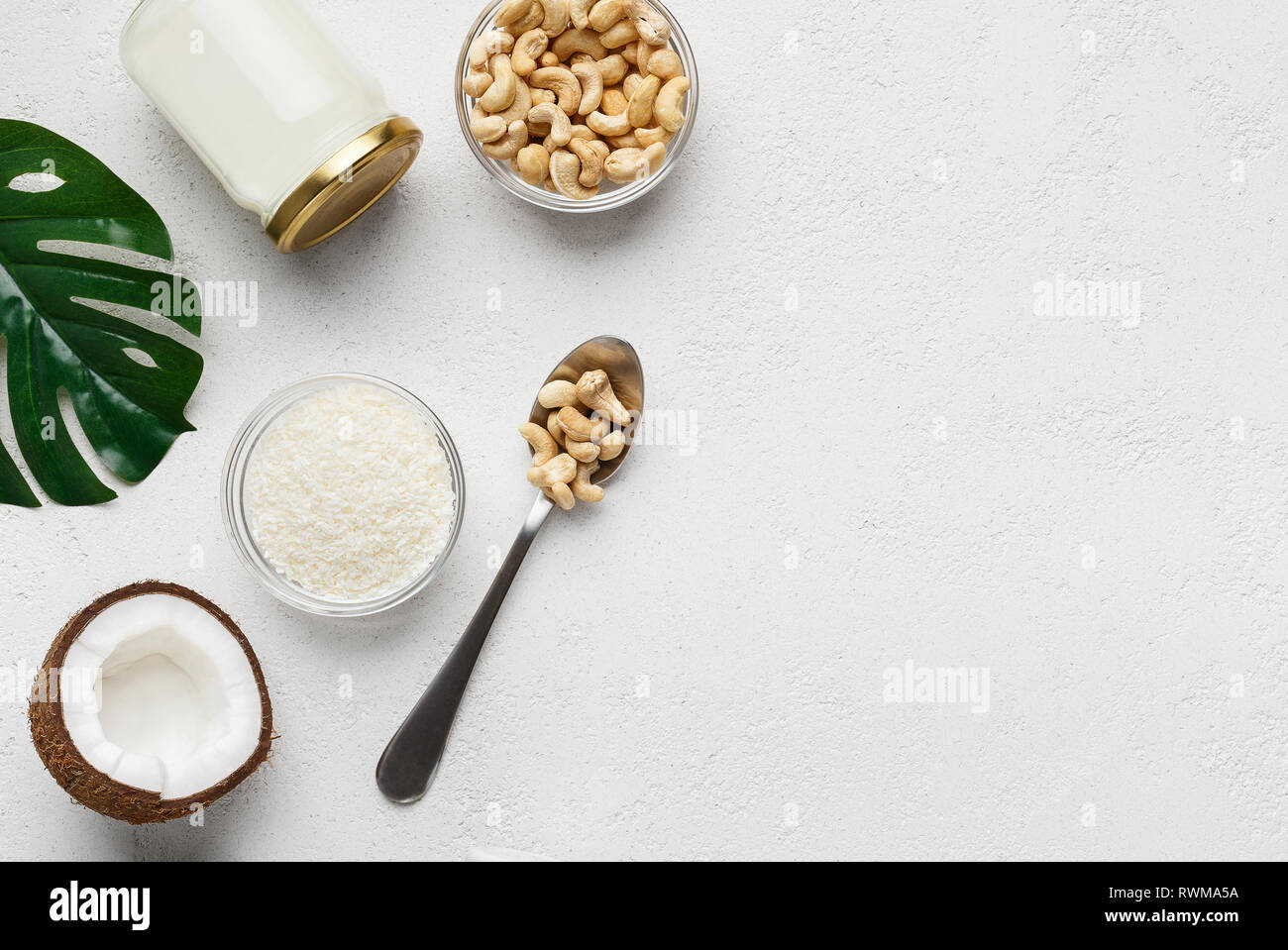 Satz von Kokosnuss Lebensmittel und Cashewnüsse Stockfoto