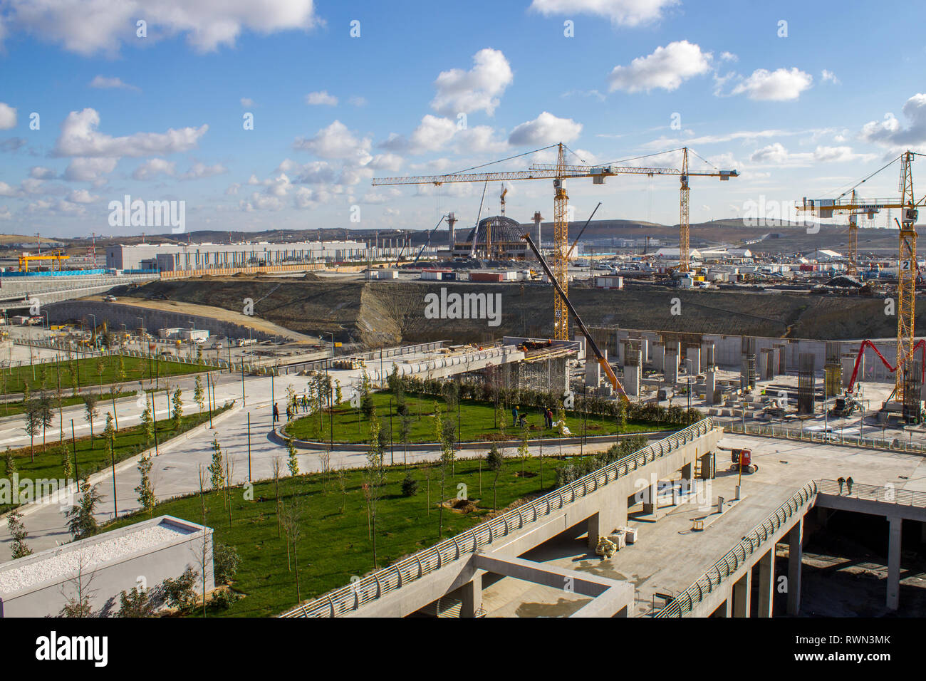 Istanbul/Türkei - am 13. November 2018: Neue Istanbul Flughafen Terminal. Dritten Flughafen Istanbul, Externe Ansicht und Bau Stockfoto