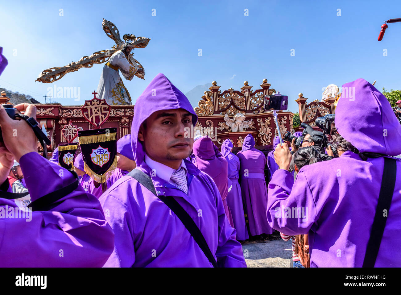 Antigua, Guatemala - 11. März 2018: Die fastenzeit Prozession in der Stadt mit dem berühmtesten Feierlichkeiten zur Karwoche in Lateinamerika. Stockfoto
