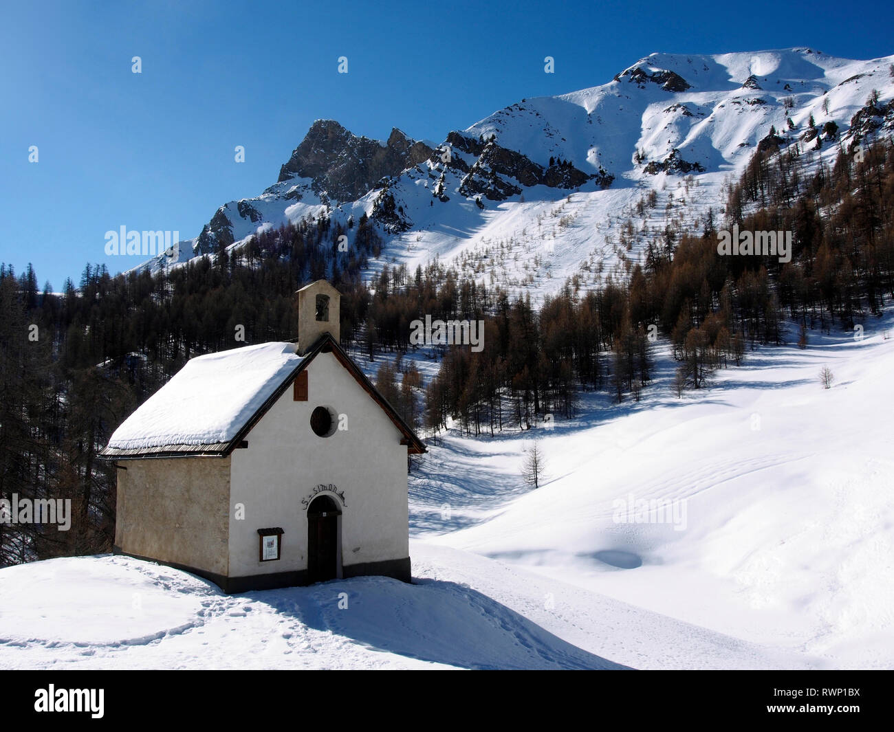 Chapelle de St. Simon in der Nähe von Sommet Bucher, Molines-en-Queyras, Parc Regional du Queyras, Französische Alpen Stockfoto