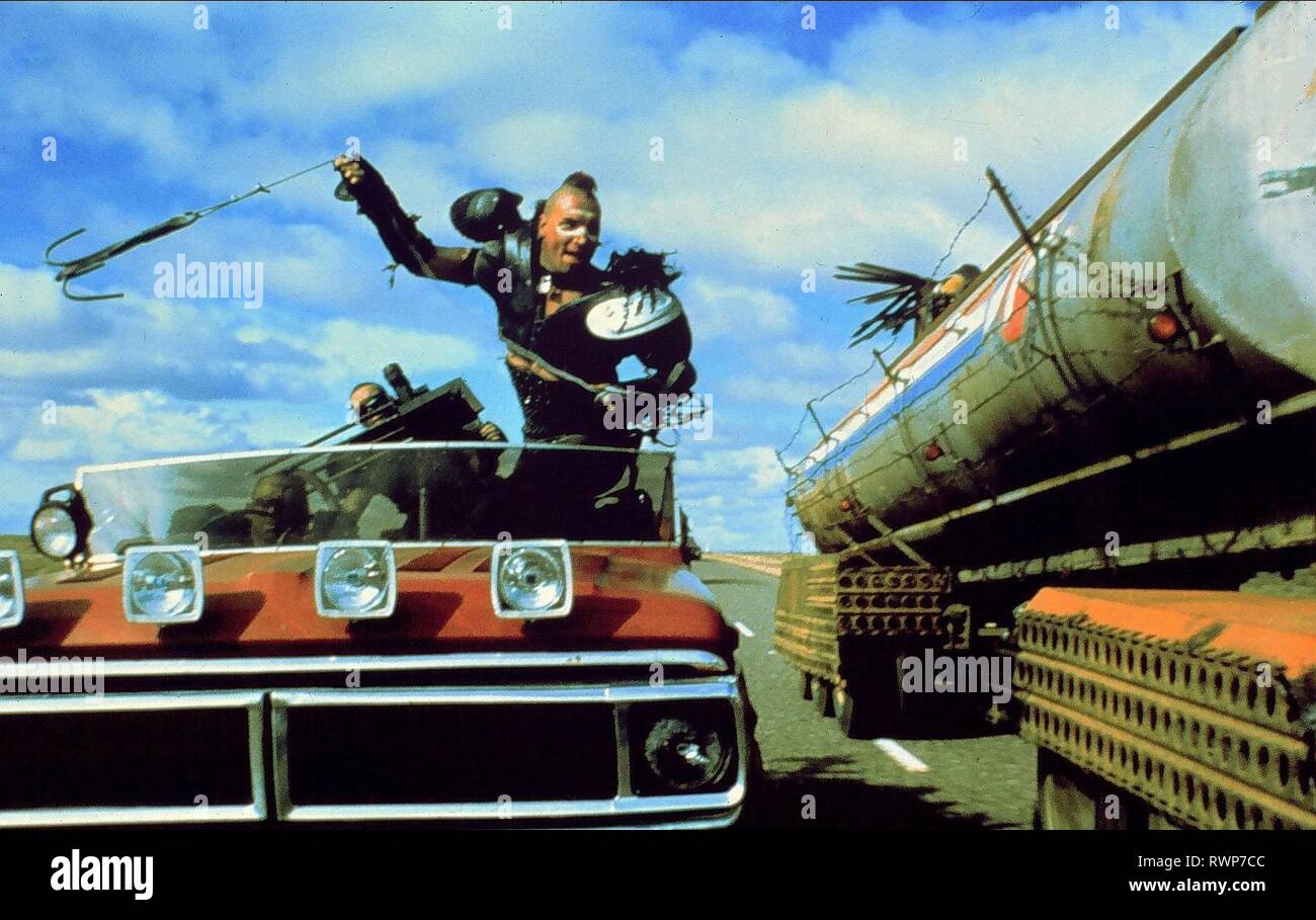 Banditen CHASE ÖLTANKSCHIFF, MAD MAX 2: Der Road Warrior, 1981 Stockfoto