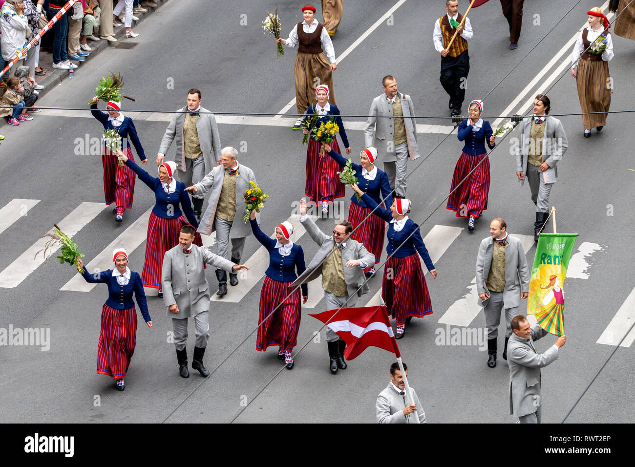 XXVI lettischen Lied und XVI Dance Festival 2018 in Lettland, vom 30. Juni bis 8. Juli. Die lettischen Lied und Tanz Festival ist eines der größten Bewunderer cho Stockfoto