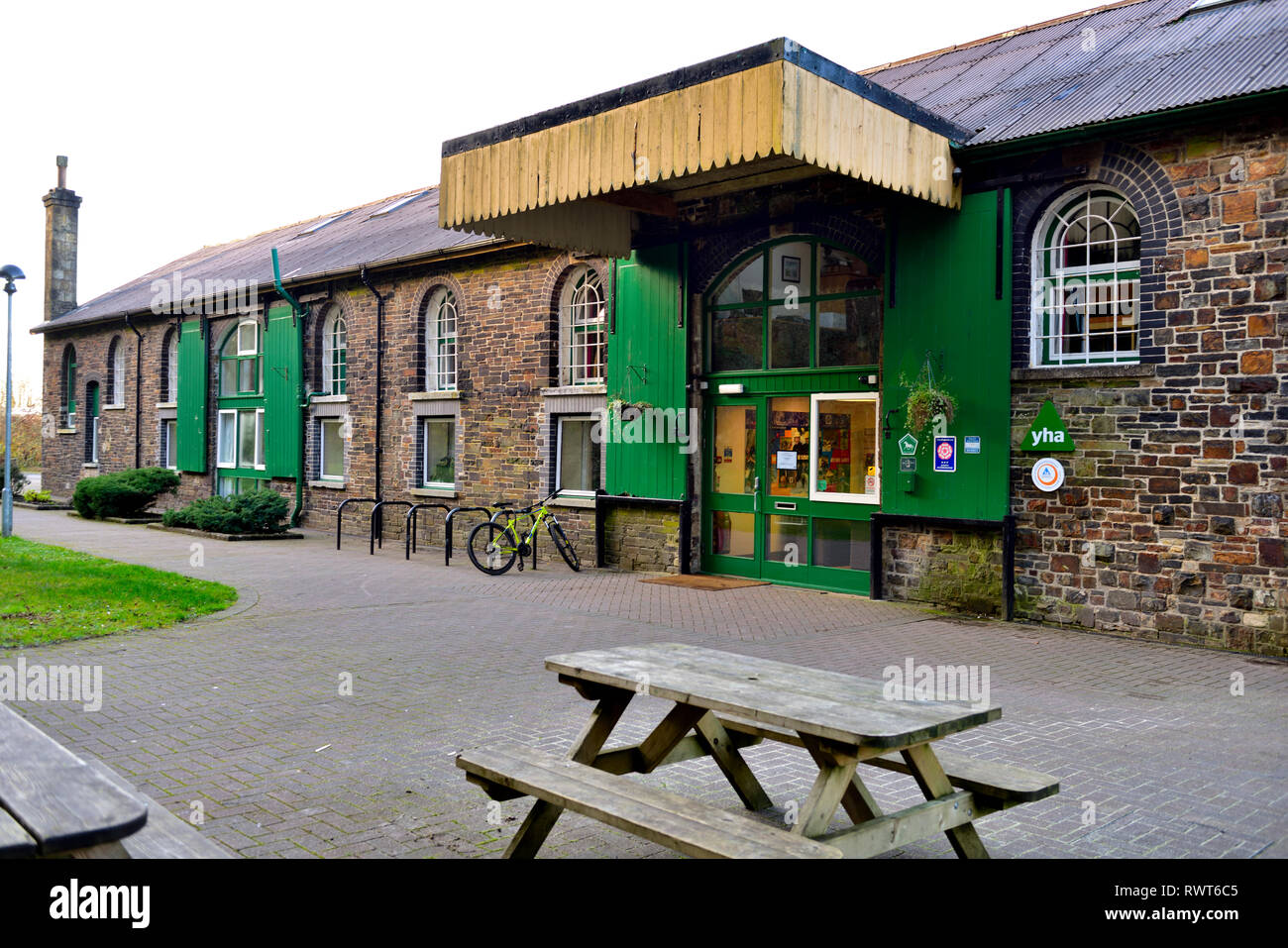 YHA Okehampton Jugendherberge auf Granit weg, Radweg, neben Dartmoor Museumsbahn, Devon Stockfoto