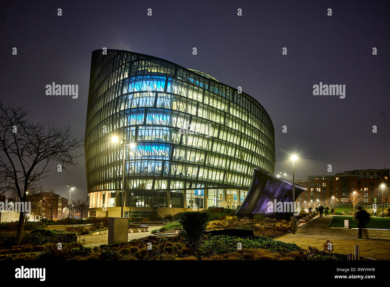 In der Nacht der NOMA Entwicklung einen Engel Platz Sehenswürdigkeit Sitz der Co-operative Group, stainable Energie Anmeldeinformationen Architektur Stockfoto