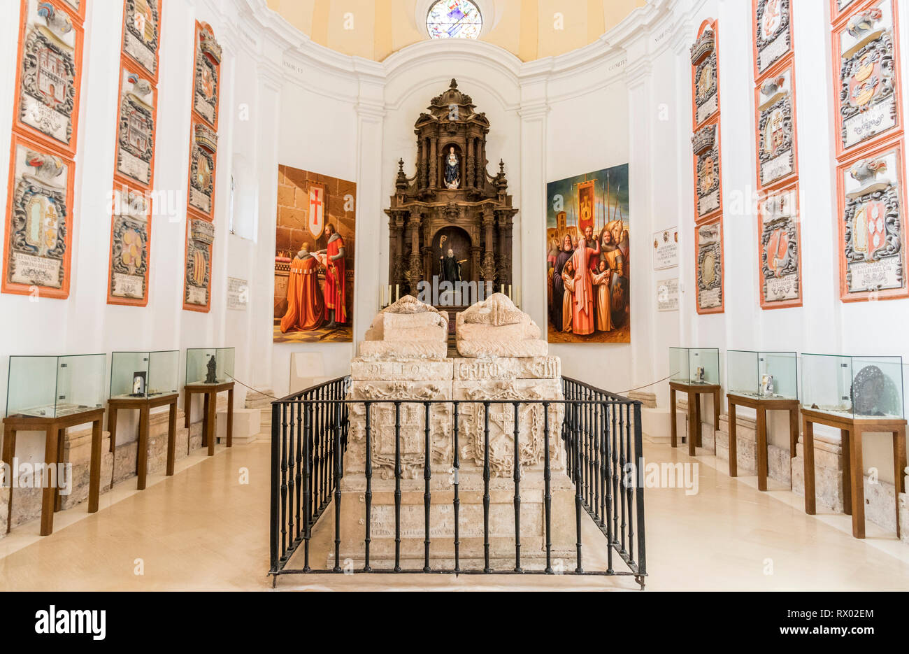 Burgos, Spanien. Gräber von El Cid Campeador und seiner Frau Dona Jimena im Kloster von San Pedro de Cardena Stockfoto