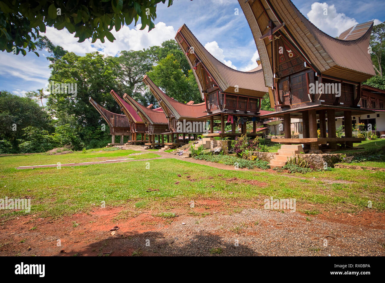 Tana Toraja Regency ist eine Regentschaft von South Sulawesi Provinz von Indonesien, und die Heimat der Toraja ethnische Gruppe. Kete Kesu ist ein Muss. Stockfoto