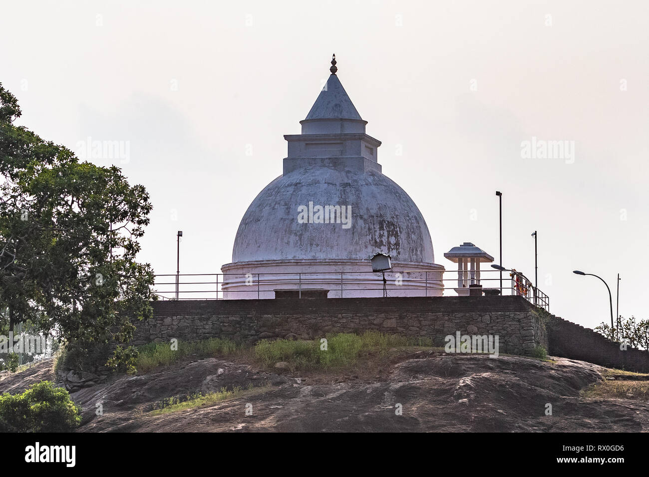 Sithulpawwa Rajamaha Viharaya ist eine alte buddhistische Kloster im District Hambantota, im Südosten Sri Lankas gelegen. Stockfoto