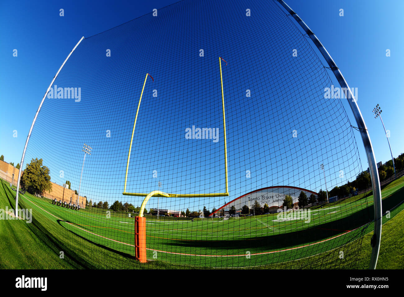 Idaho State University Football Field Goal Beiträge halten Arena Fix Dome-Kamera Stockfoto