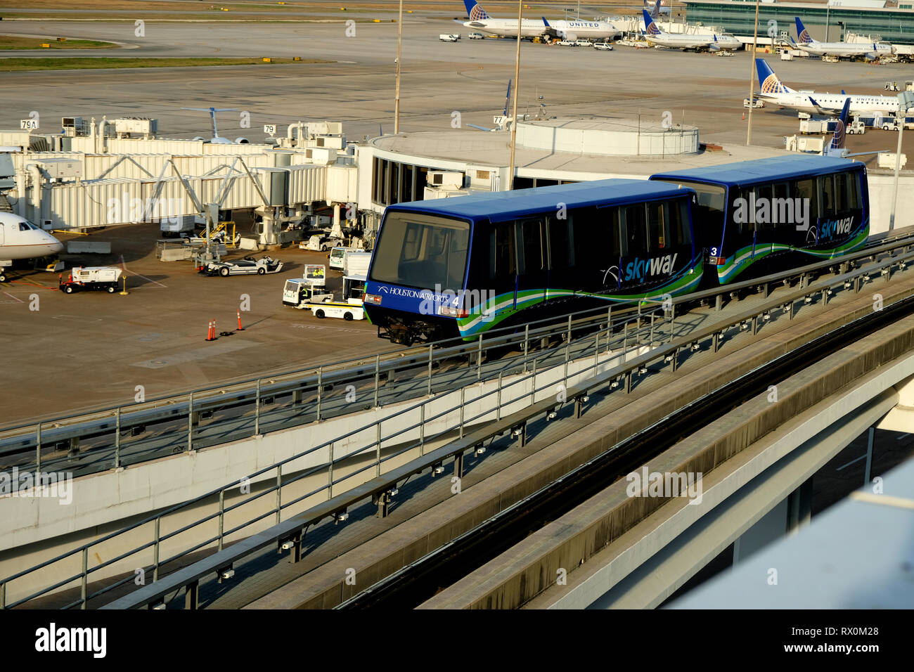Skyway (ehemals TerminaLink) intra-terminal oberirdischen automated People Mover am George Bush Intercontinental Airport (IAH); Houston, Texas, USA. Stockfoto