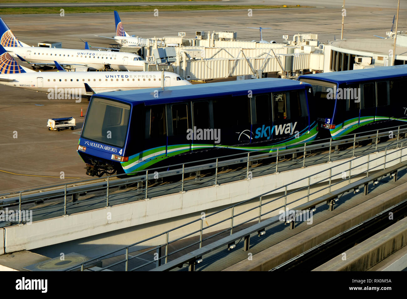 Skyway (ehemals TerminaLink) intra-terminal oberirdischen automated People Mover am George Bush Intercontinental Airport (IAH); Houston, Texas, USA. Stockfoto